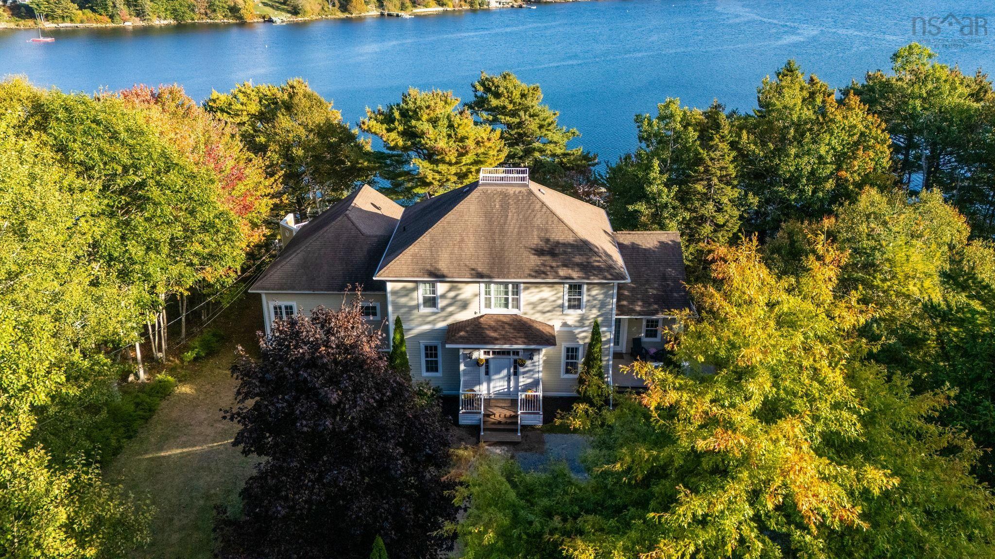 6 Oakland Point Lane, Head of St. Margarets Bay, NS (MLS® 202525042)