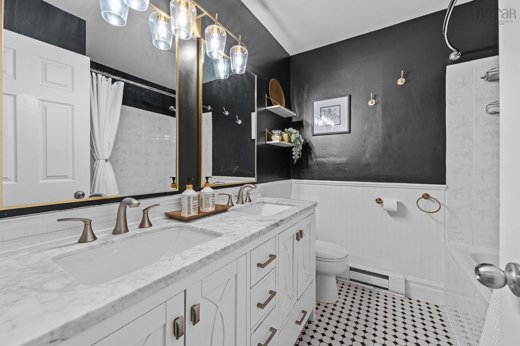 11 Killarney Drive, Bedford, NS (MLS 202525045)