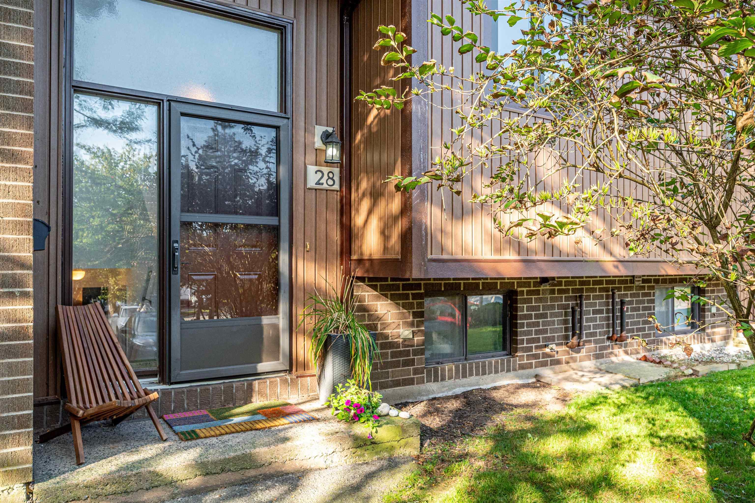 28 Hanover Court, Halifax, NS (MLS 202525064)