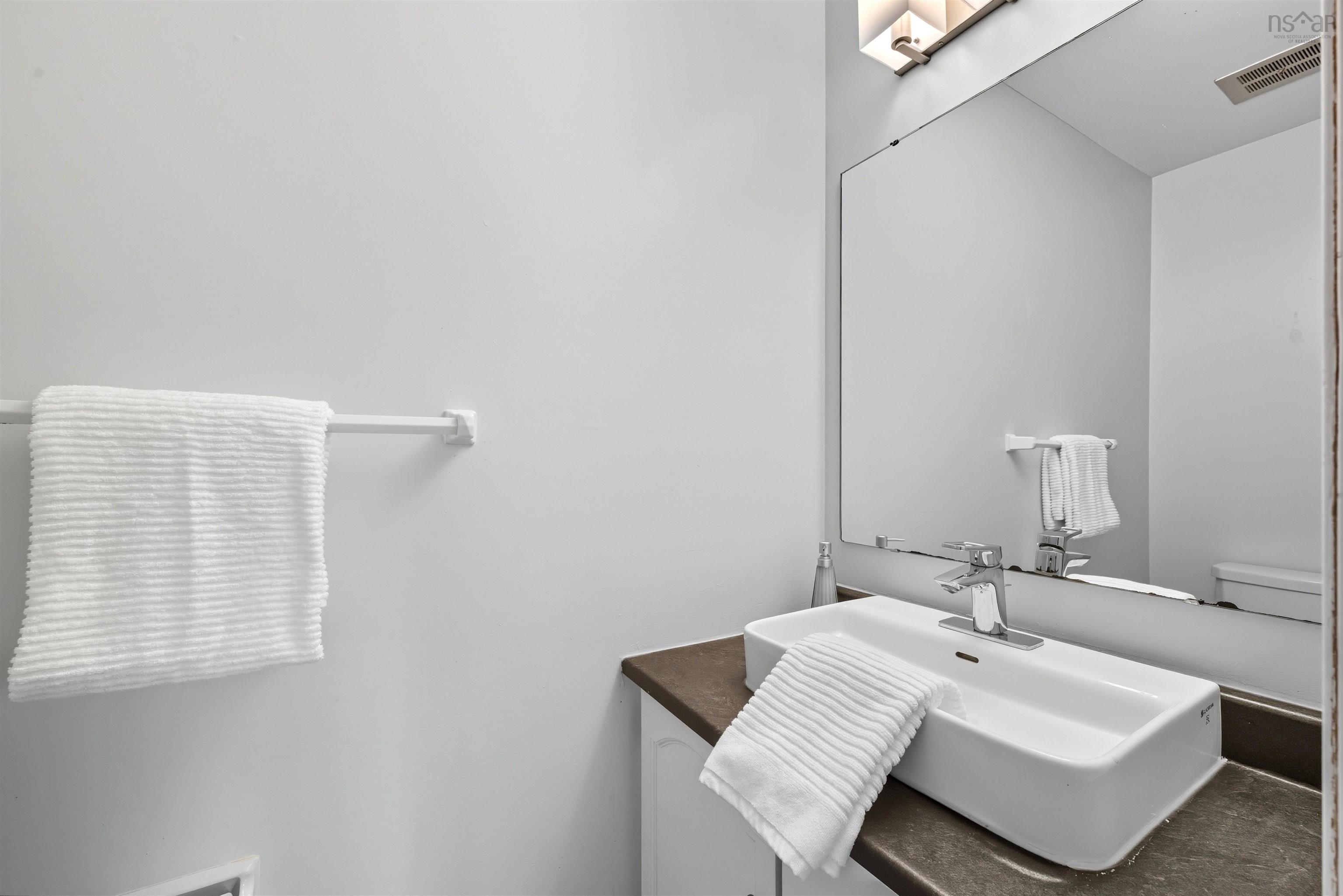 28 Hanover Court, Halifax, NS (MLS 202525064)