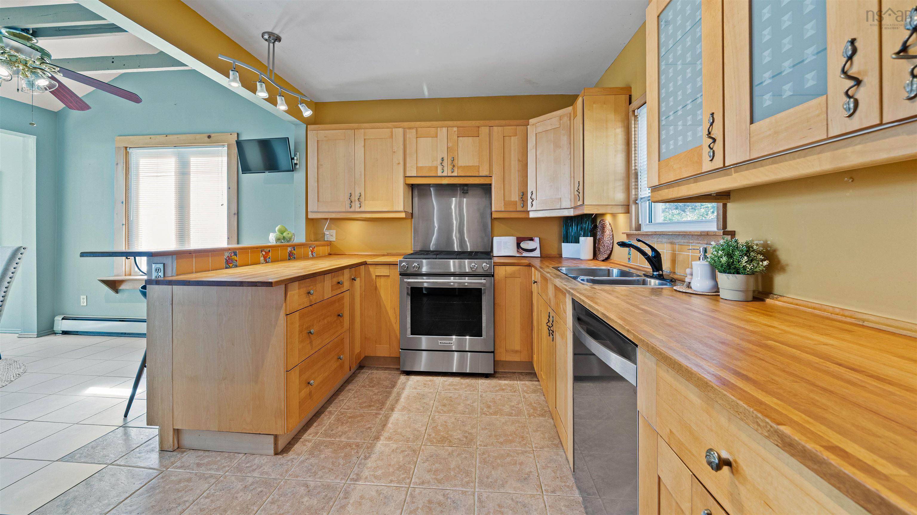 664 Ketch Harbour Road, Portuguese Cove, NS (MLS 202525084)