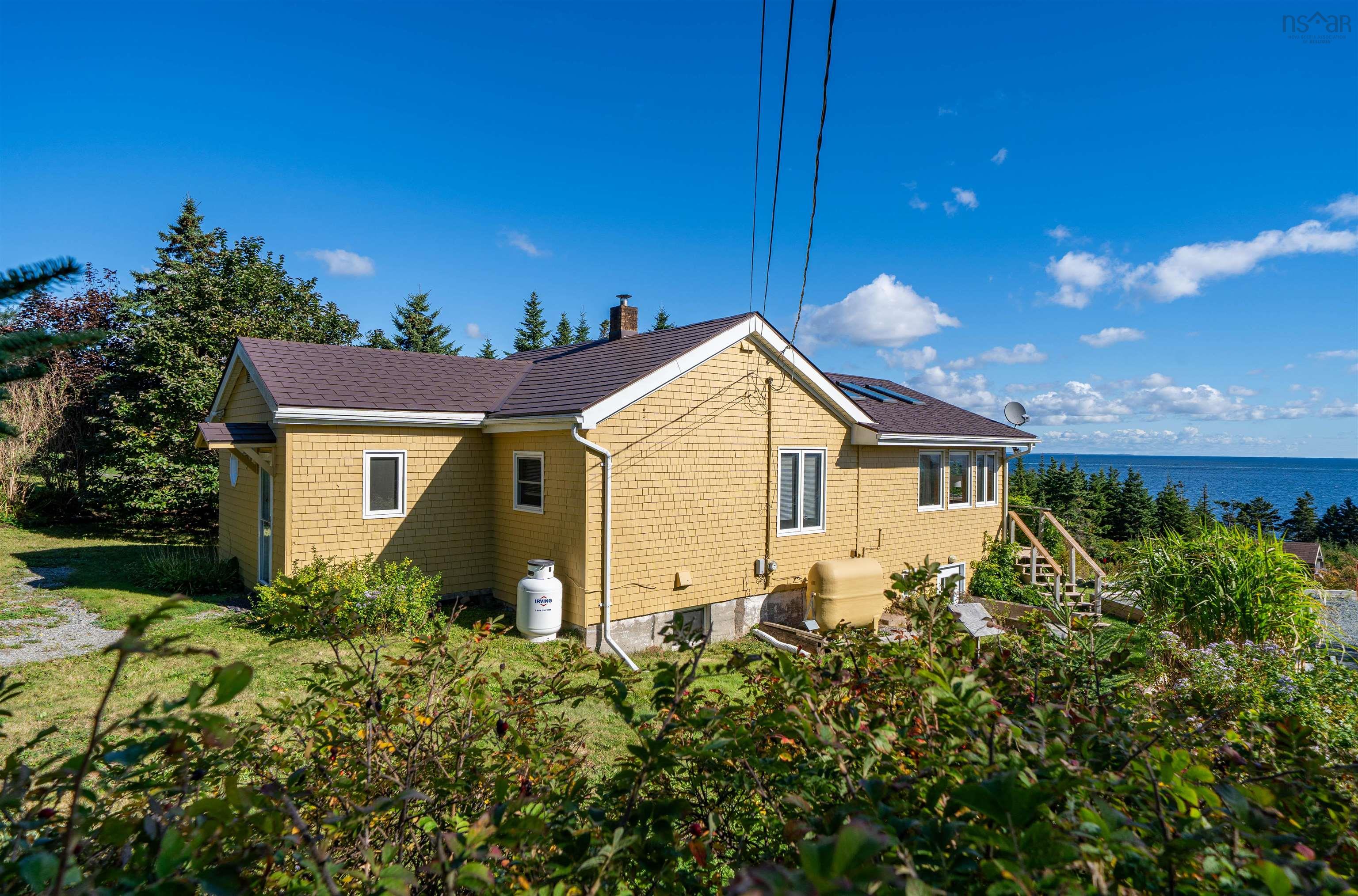664 Ketch Harbour Road, Portuguese Cove, NS (MLS 202525084)