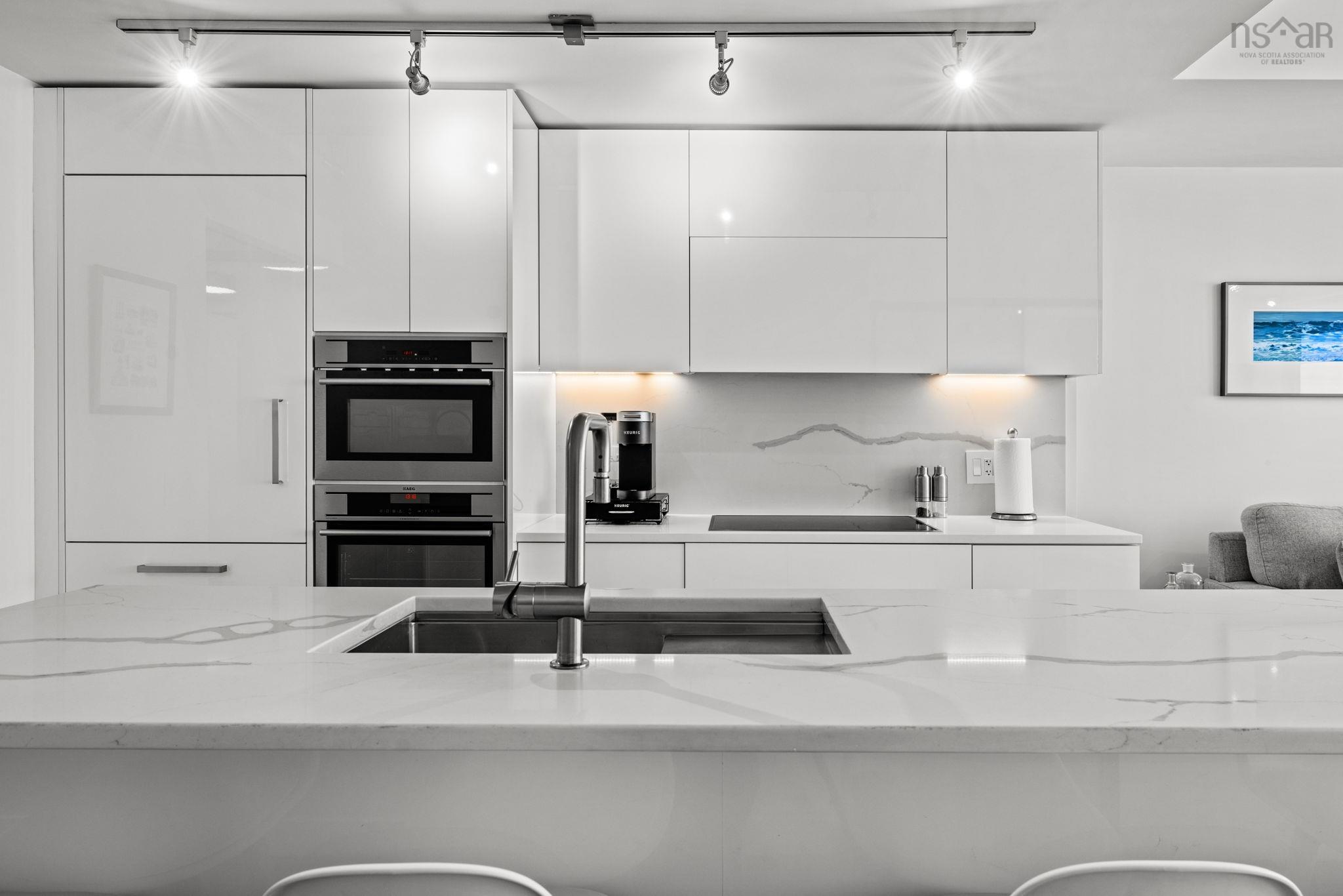 908 1650 Granville Street, Halifax, NS (MLS 202525089)