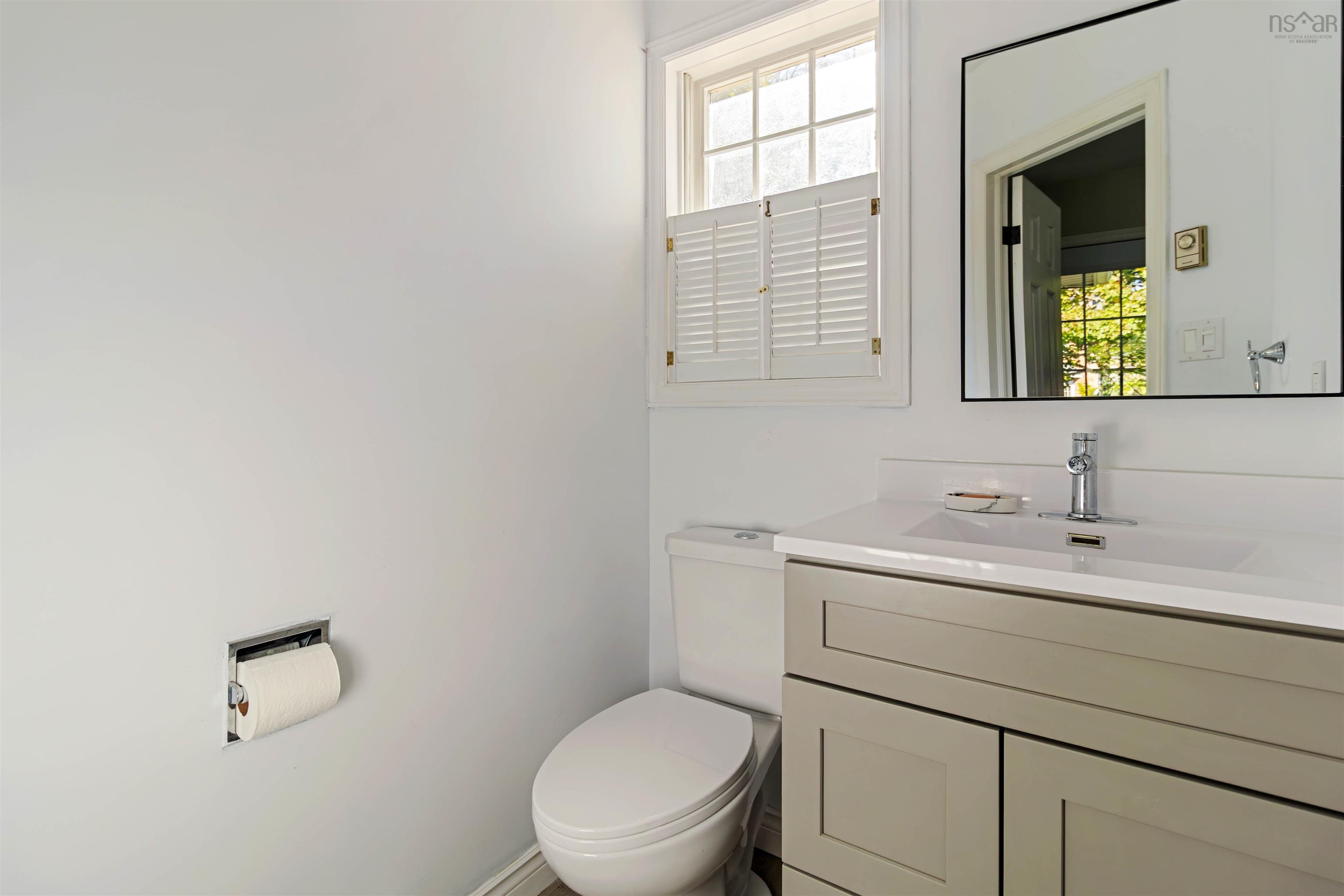 2 Thackeray Close, Halifax Regional Municipality, NS (MLS 202525098)