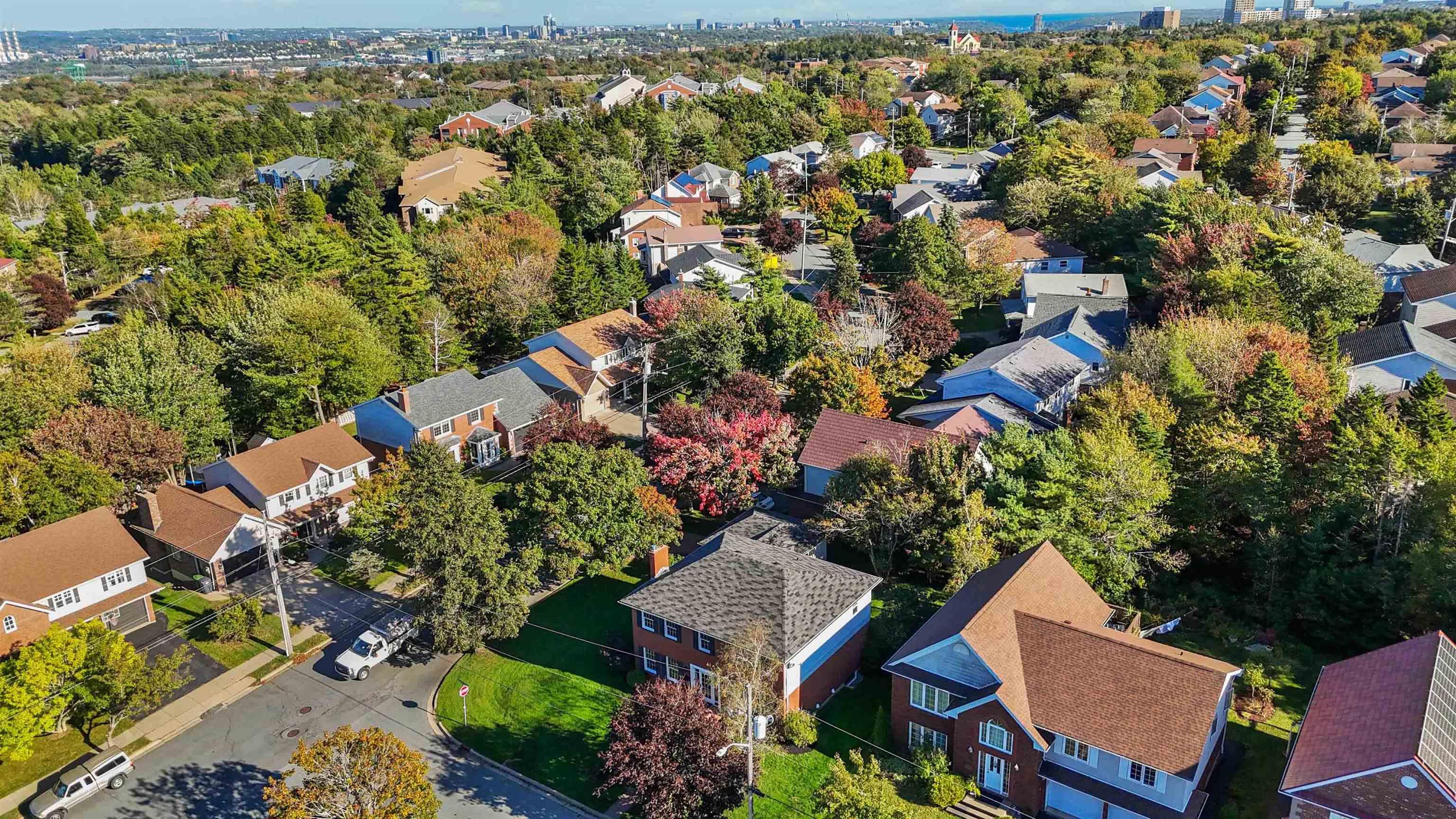 2 Thackeray Close, Halifax Regional Municipality, NS (MLS 202525098)