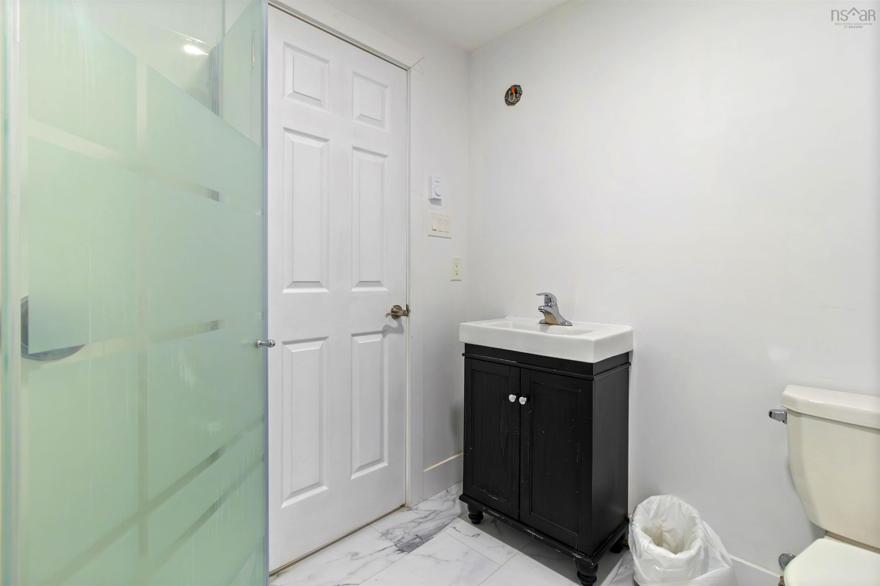 2 Thackeray Close, Halifax Regional Municipality, NS (MLS 202525098)