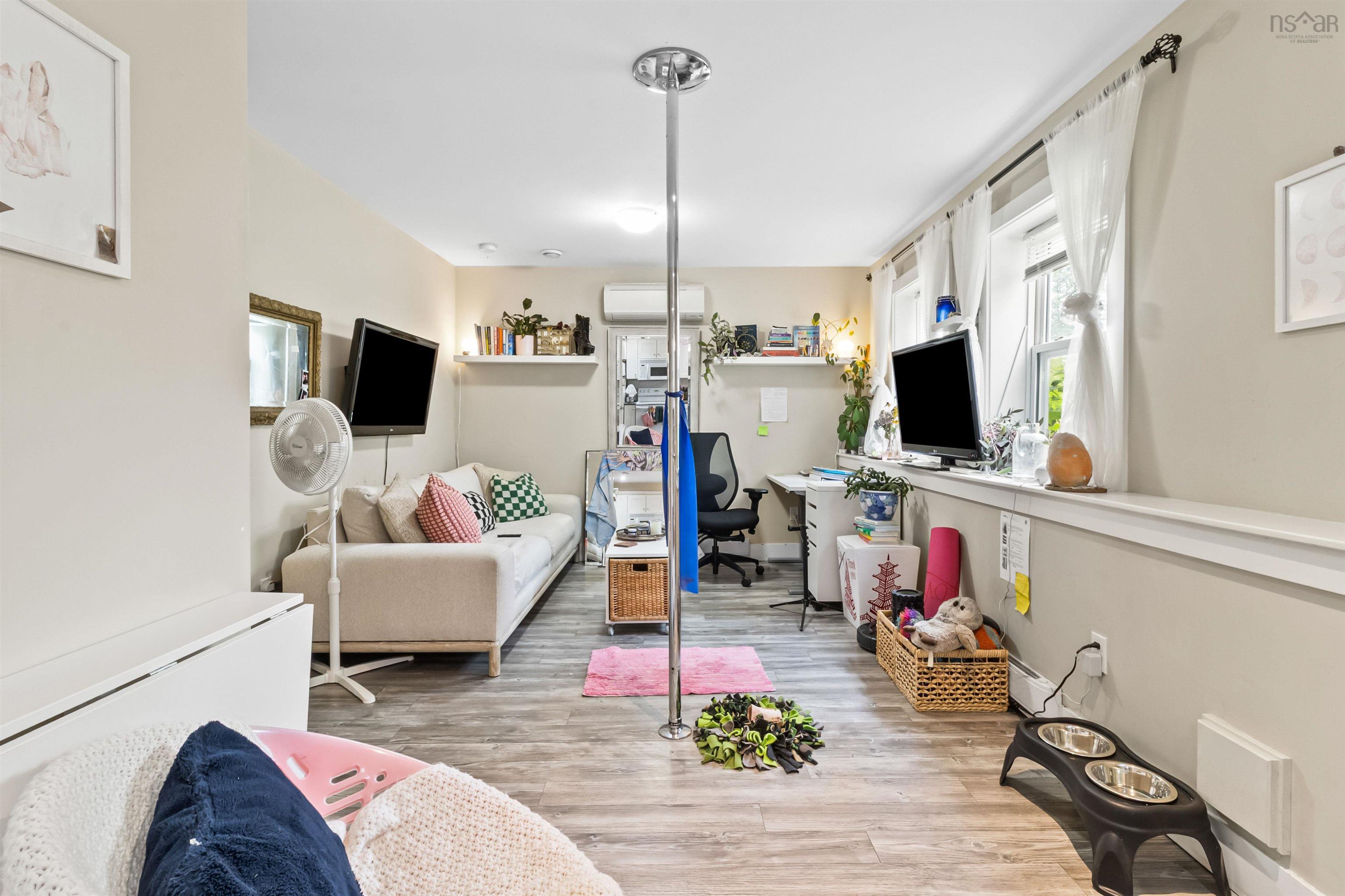 17 Chadwick Street, Dartmouth, NS (MLS 202525104)