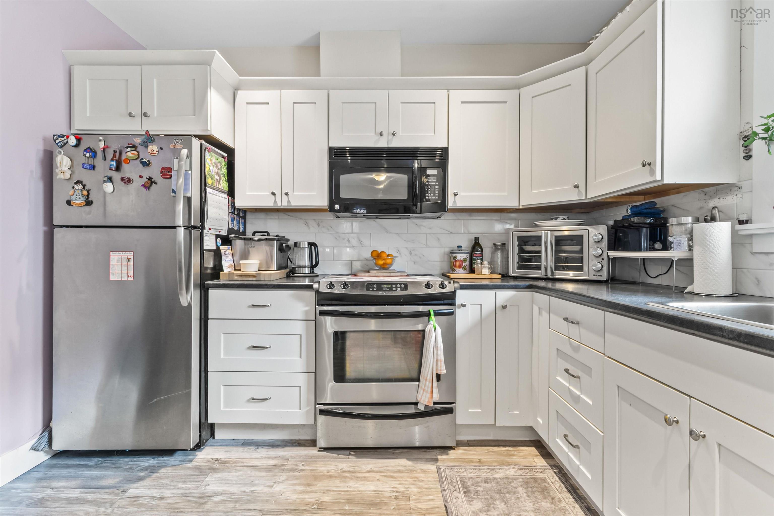 17 Chadwick Street, Dartmouth, NS (MLS 202525104)