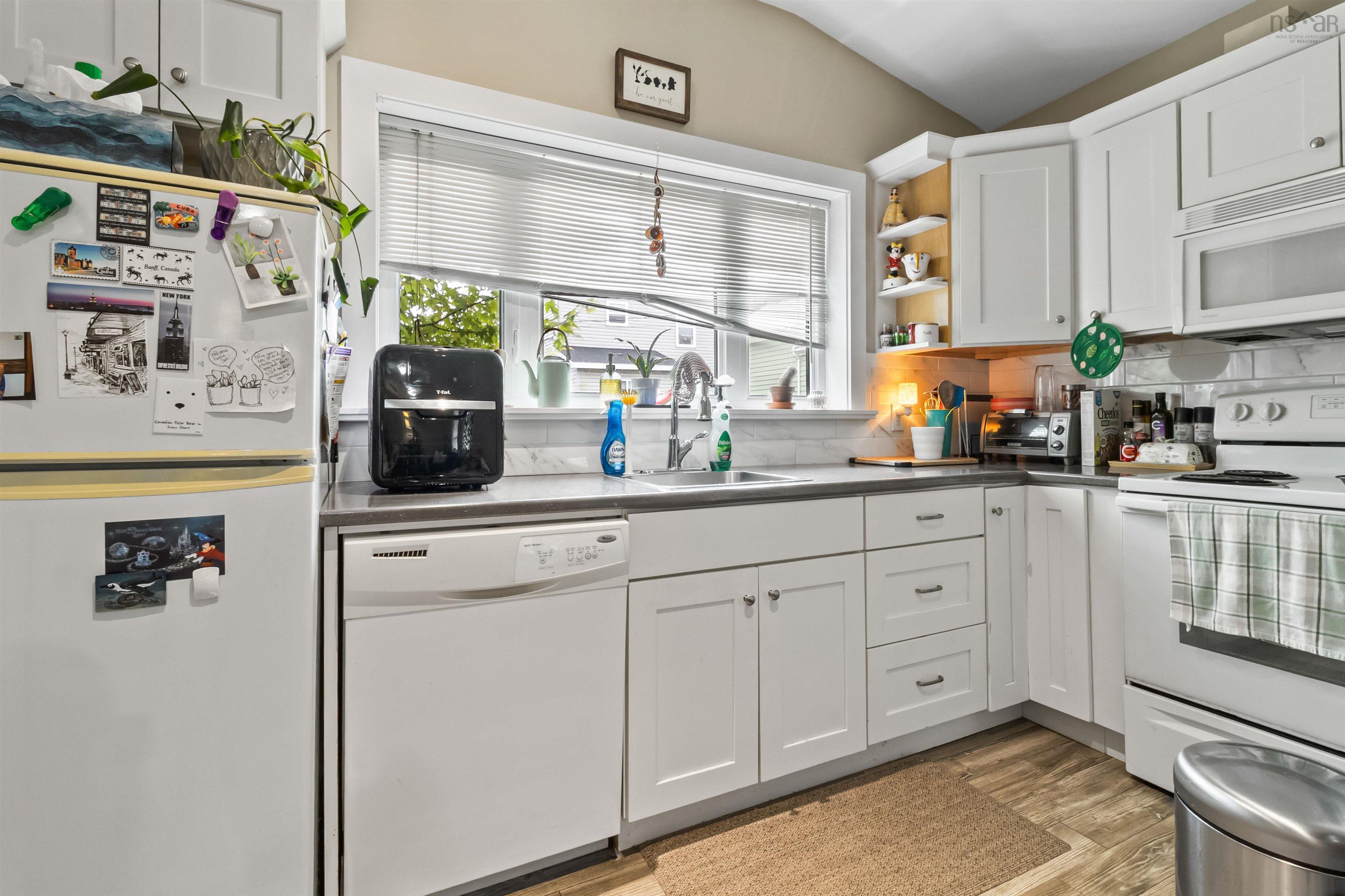 17 Chadwick Street, Dartmouth, NS (MLS 202525104)