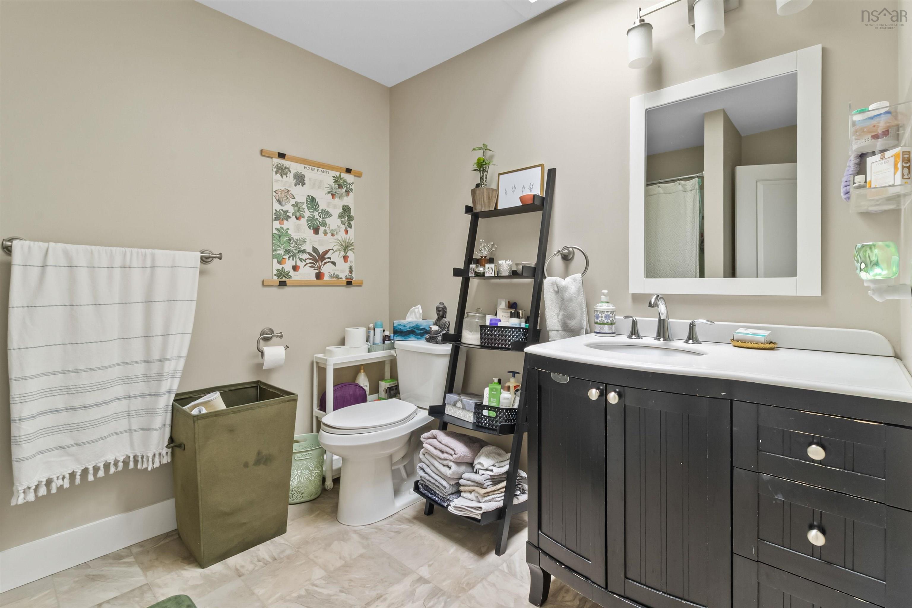 17 Chadwick Street, Dartmouth, NS (MLS 202525104)