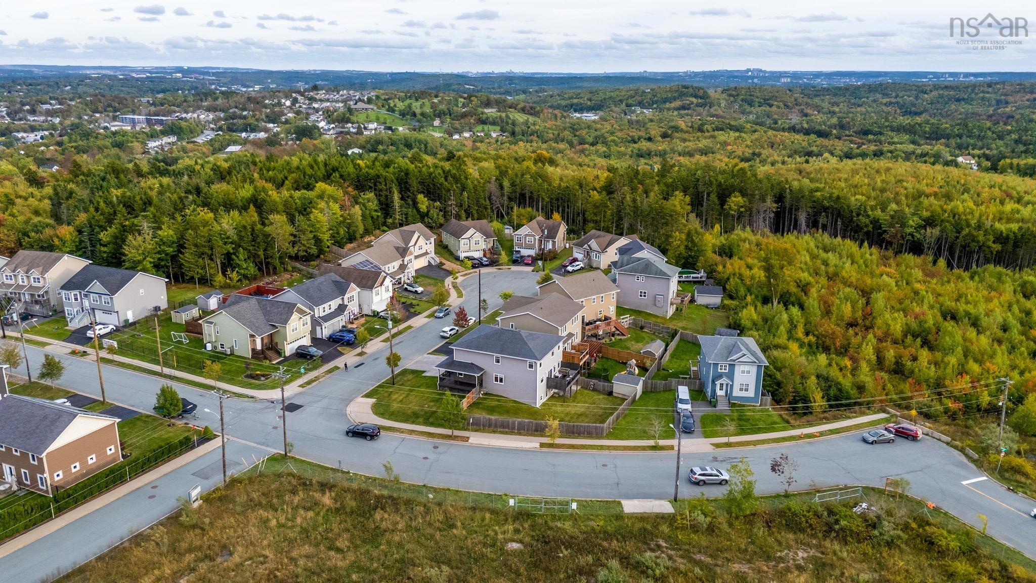 5 Barnsley Court, Middle Sackville, NS (MLS 202525132)