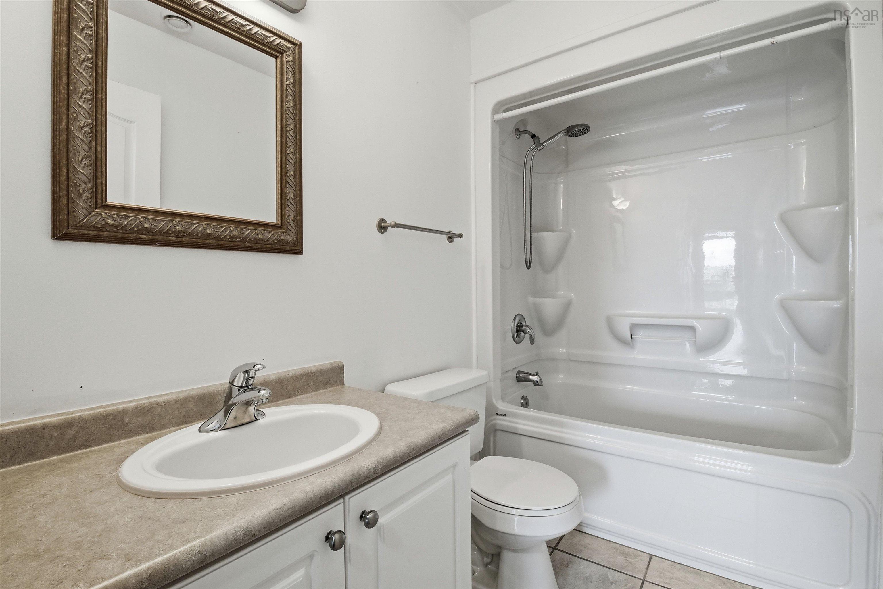 307 10 Regency Park Drive, Halifax, NS (MLS 202525161)