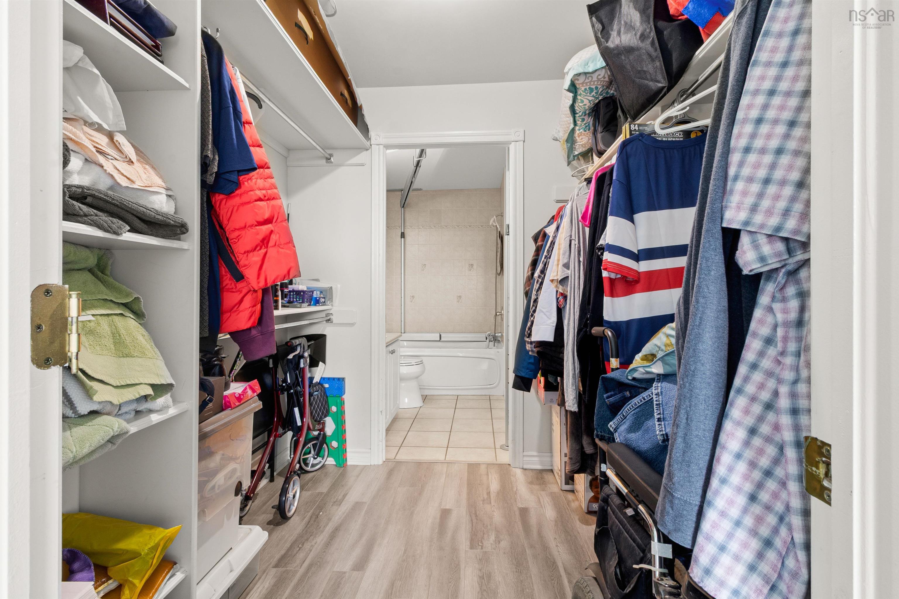 307 10 Regency Park Drive, Halifax, NS (MLS 202525161)