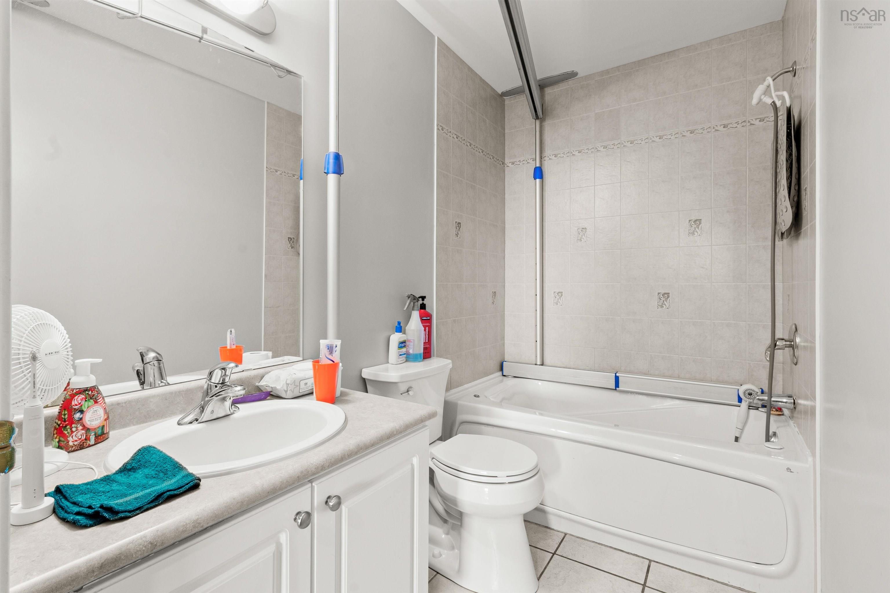 307 10 Regency Park Drive, Halifax, NS (MLS 202525161)