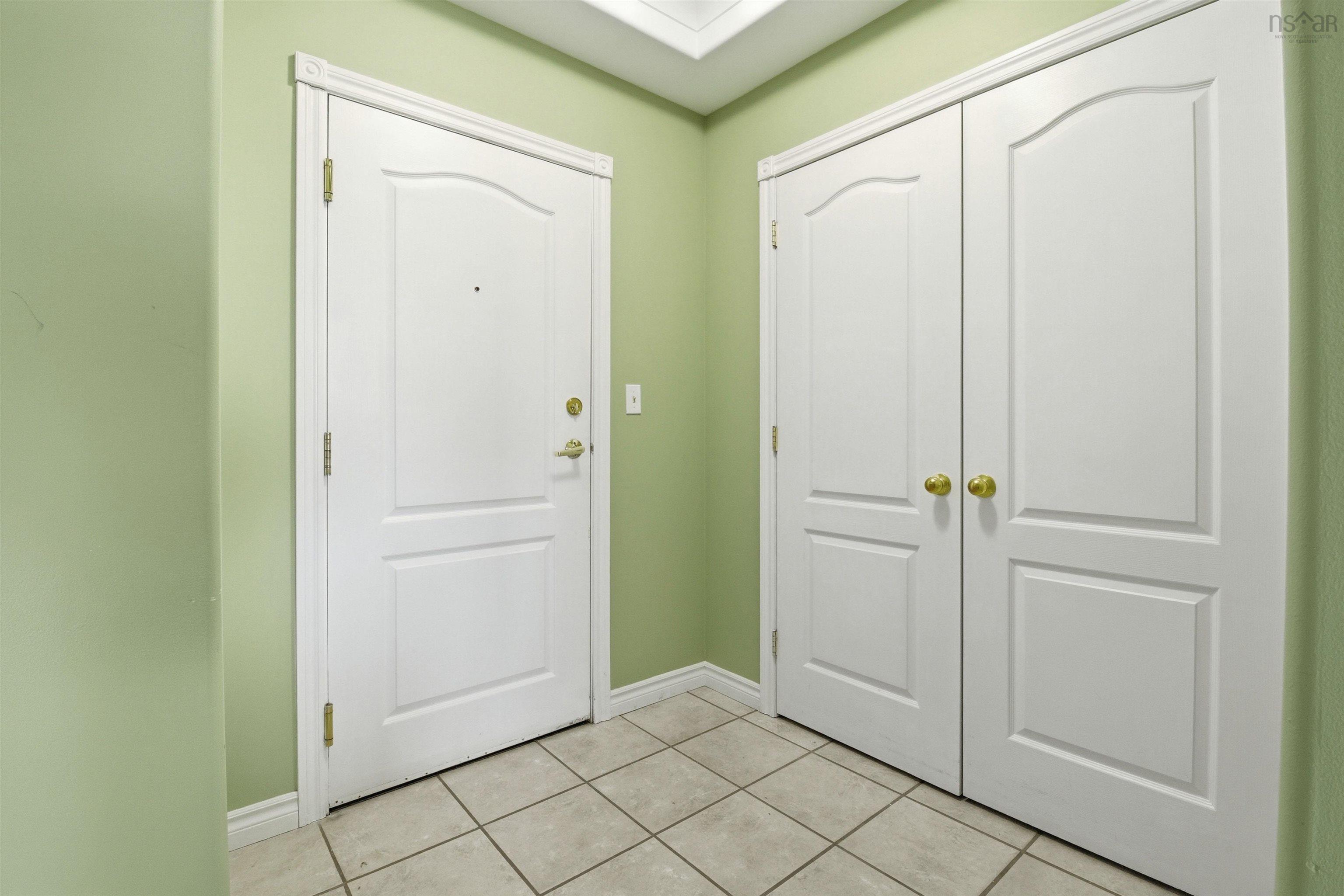 307 10 Regency Park Drive, Halifax, NS (MLS 202525161)