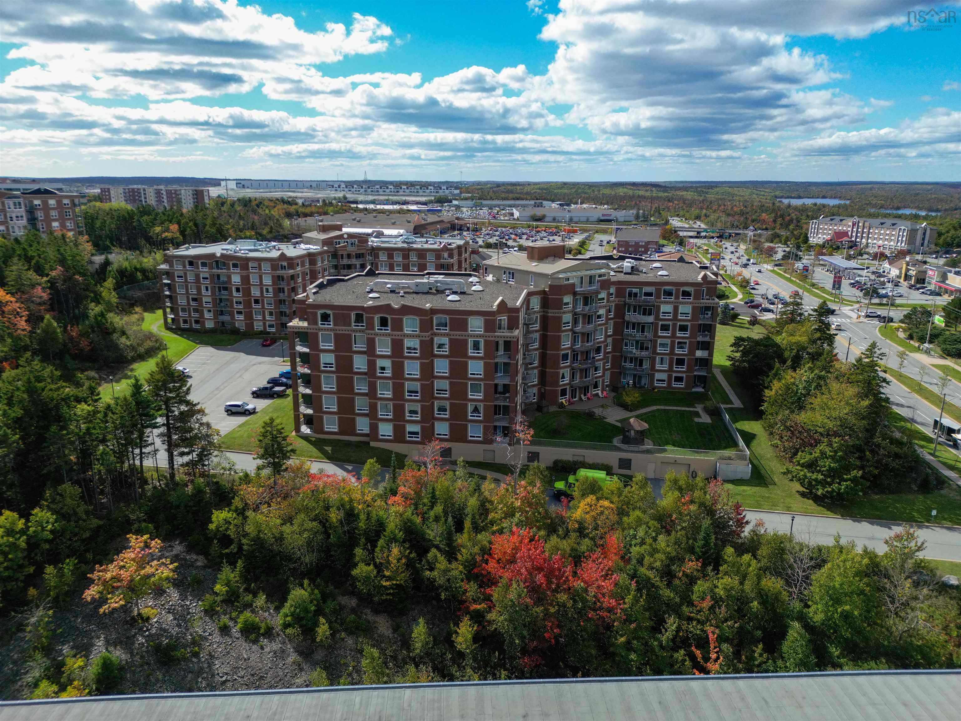 307 10 Regency Park Drive, Halifax, NS (MLS 202525161)