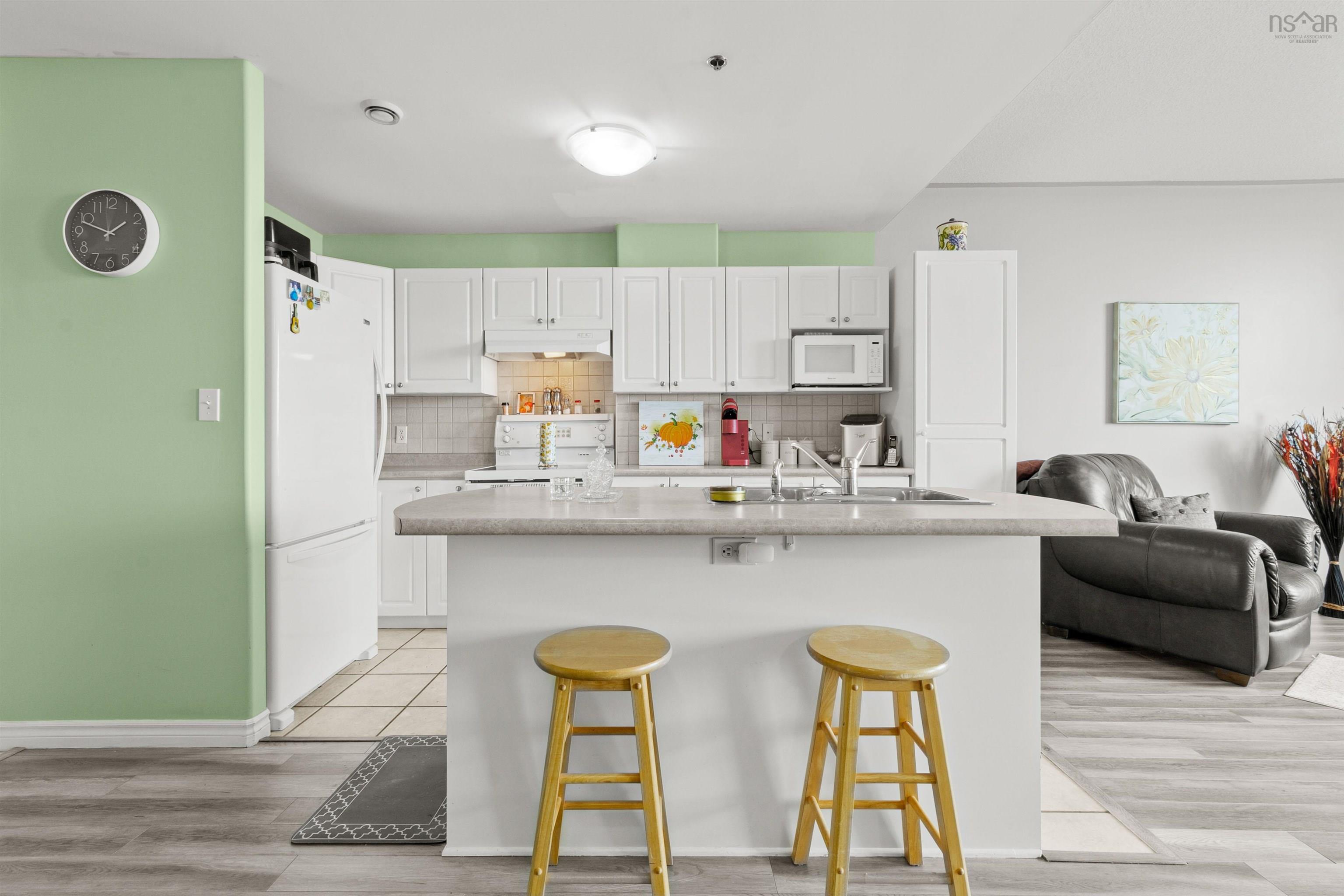 307 10 Regency Park Drive, Halifax, NS (MLS 202525161)