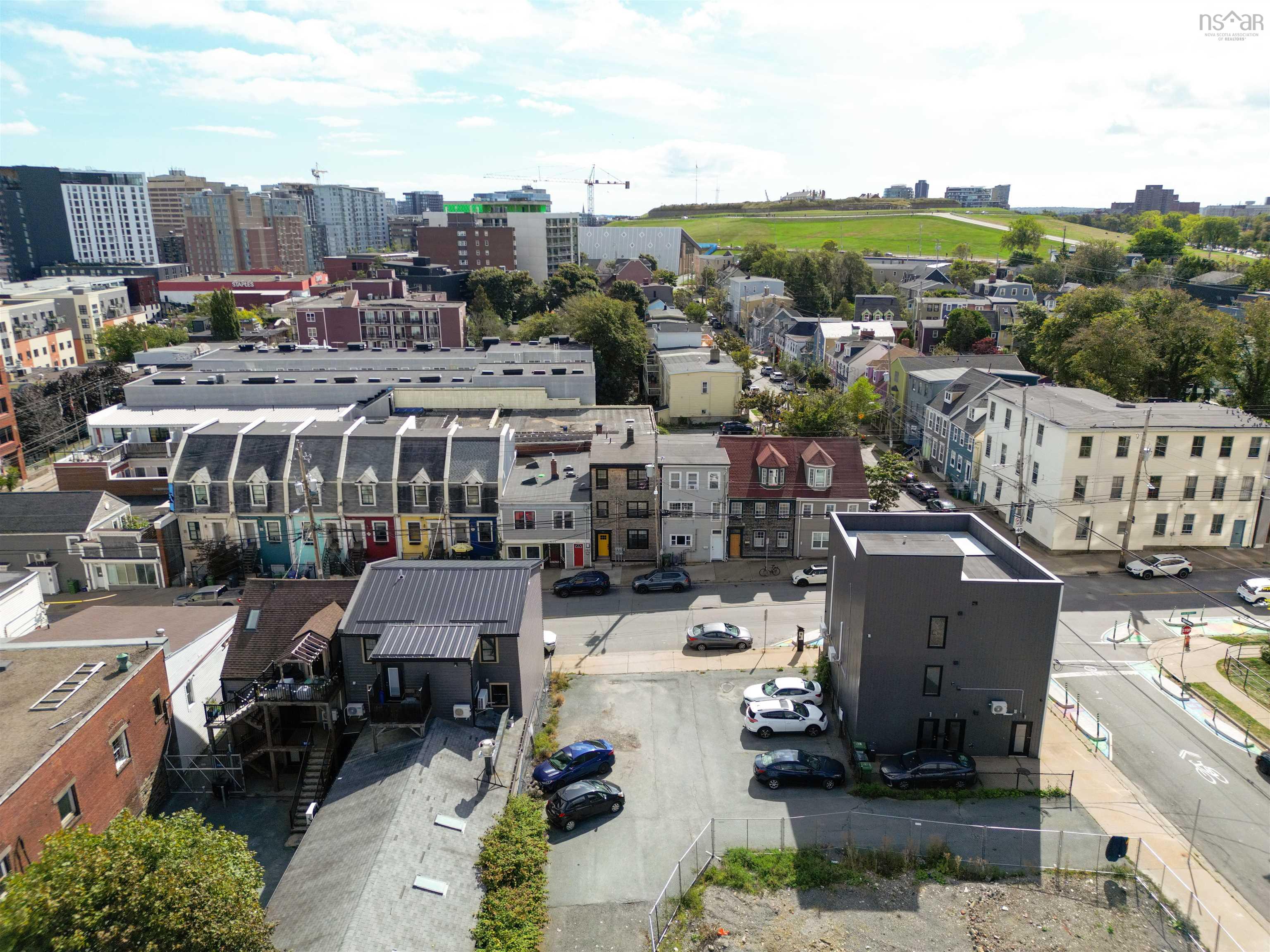 5528 Nora Bernard Street, Halifax Peninsula, NS (MLS 202525201)