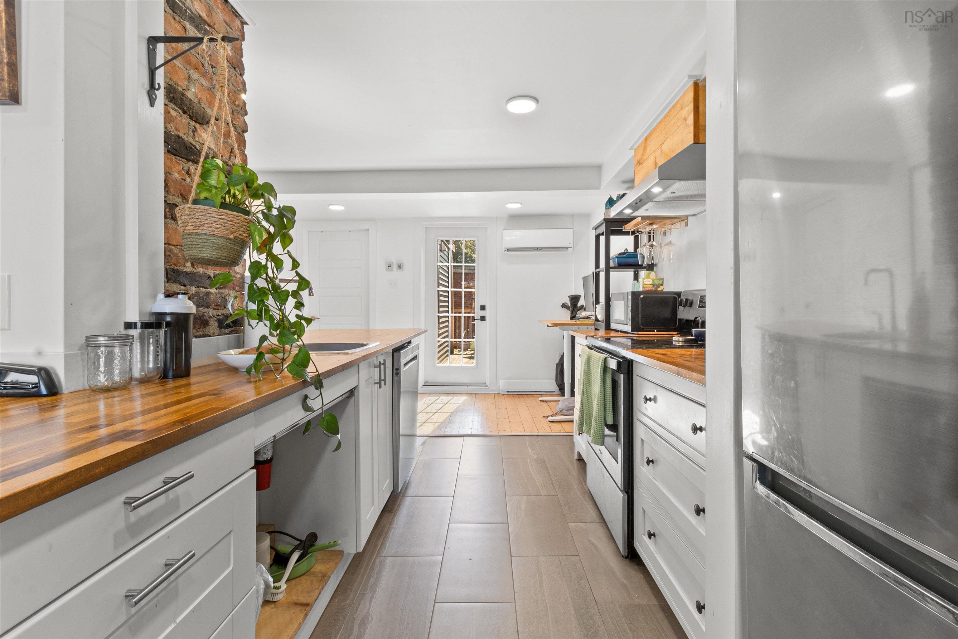 5528 Nora Bernard Street, Halifax Peninsula, NS (MLS 202525201)