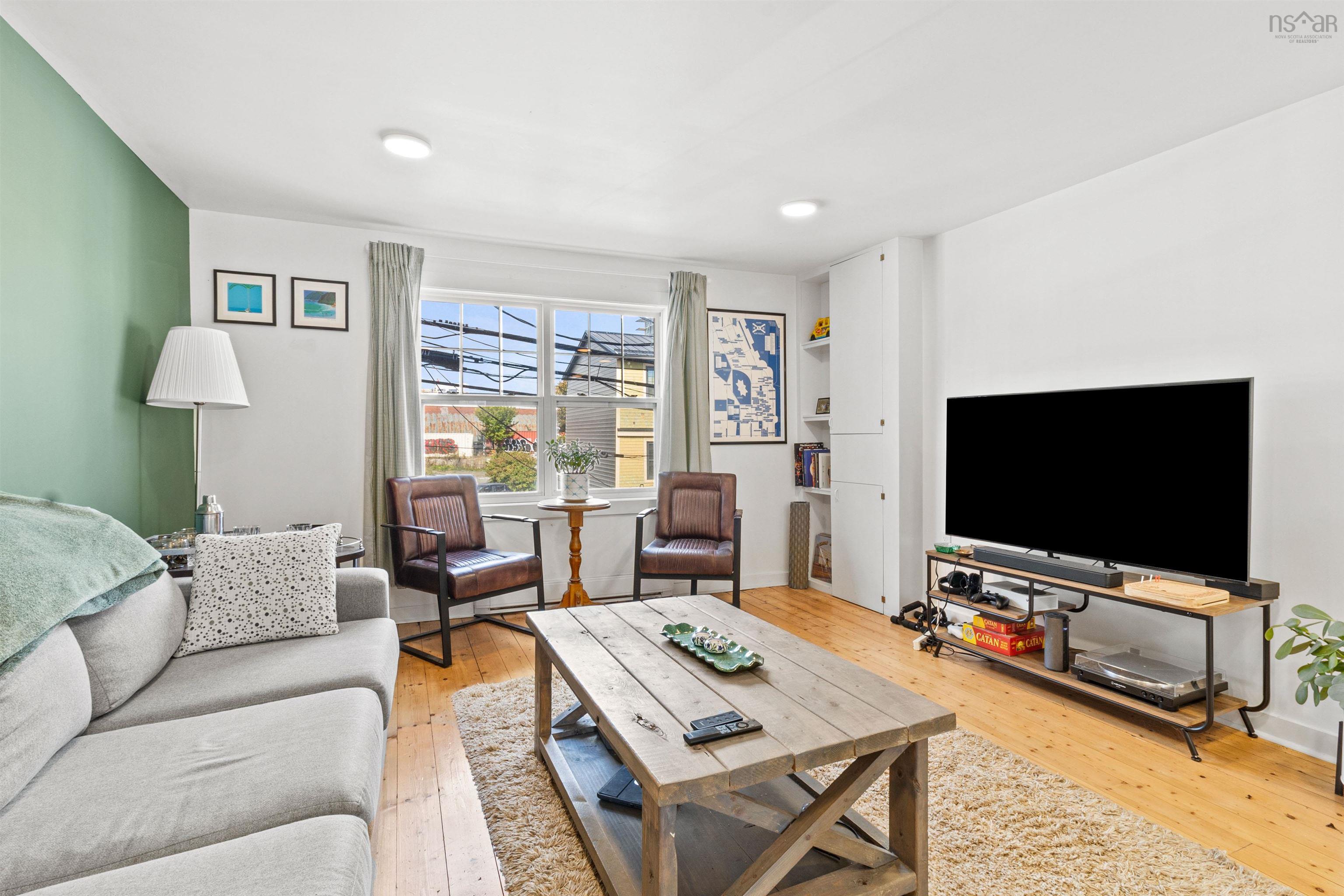 5528 Nora Bernard Street, Halifax Peninsula, NS (MLS 202525201)