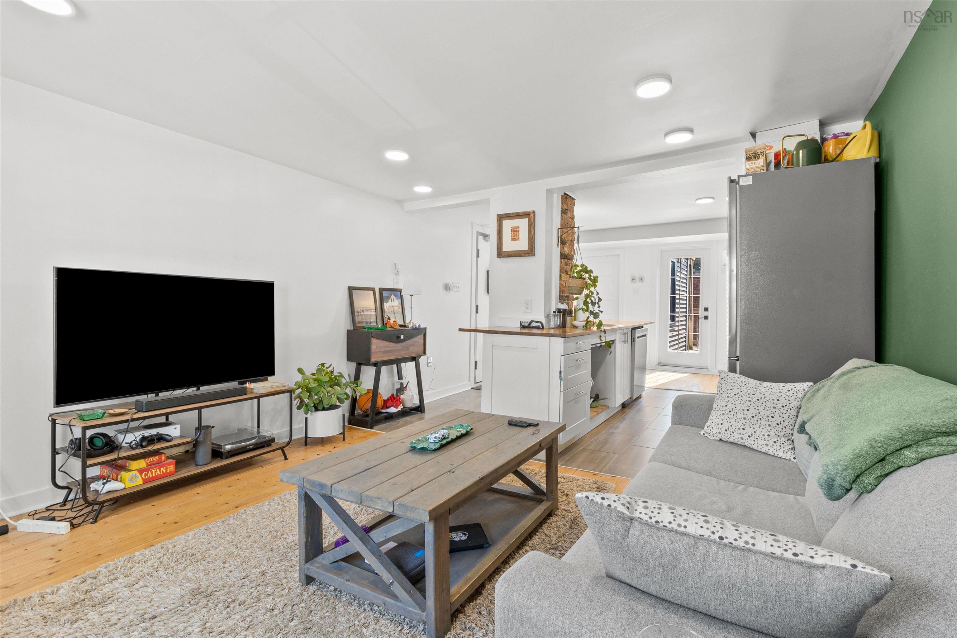 5528 Nora Bernard Street, Halifax Peninsula, NS (MLS 202525201)