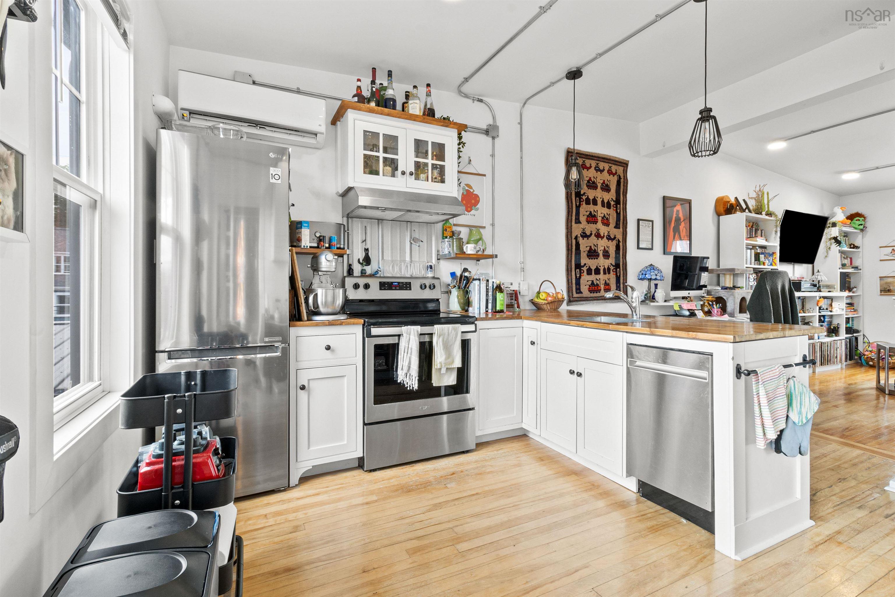 5528 Nora Bernard Street, Halifax Peninsula, NS (MLS 202525201)