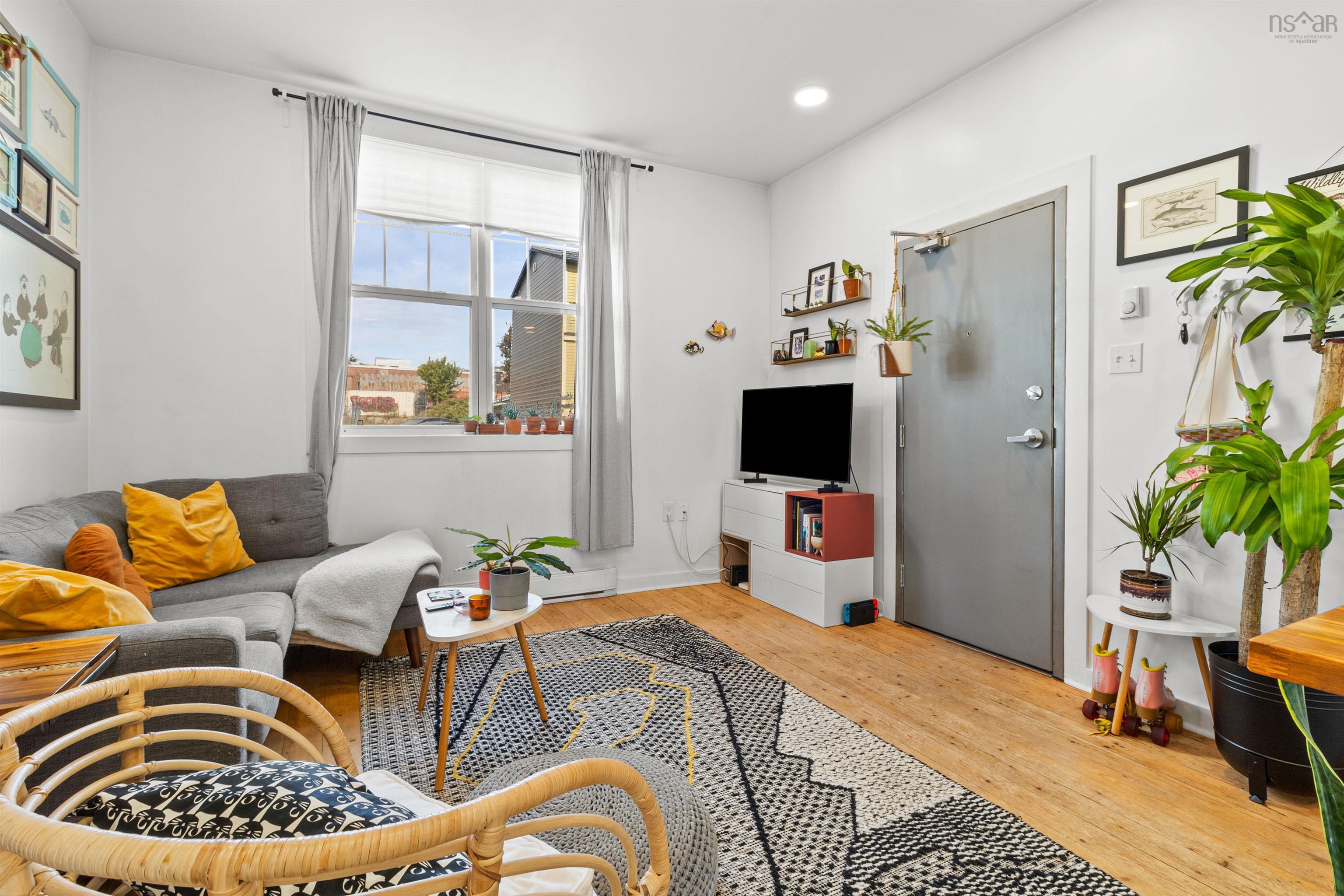 5528 Nora Bernard Street, Halifax Peninsula, NS (MLS 202525201)