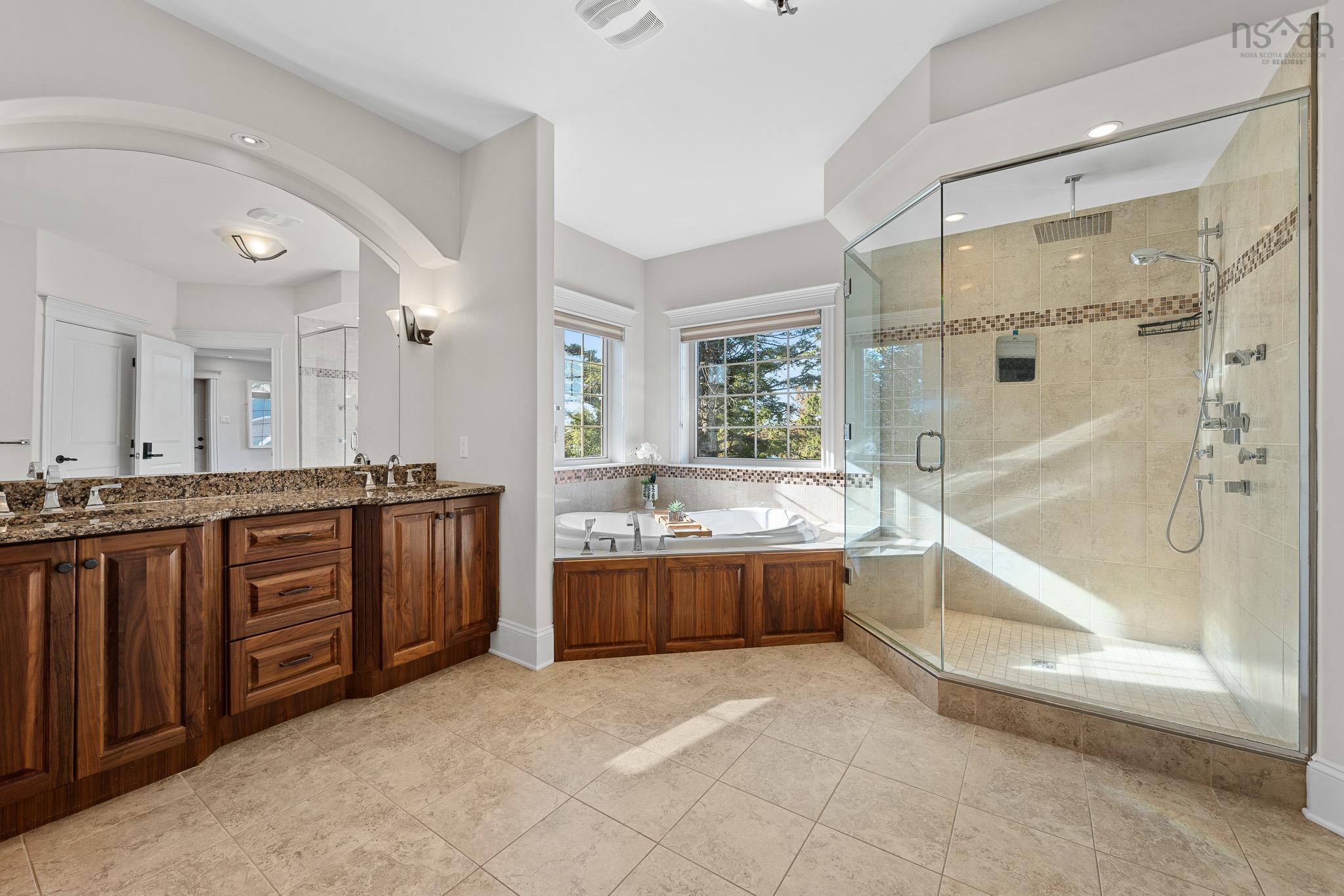 444 Piggott Avenue, Fall River, NS (MLS 202525217)