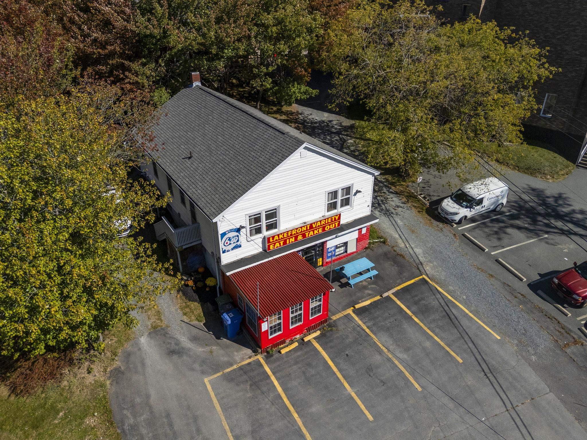 16 6 Lakefront Road, Dartmouth, NS (MLS 202525247)