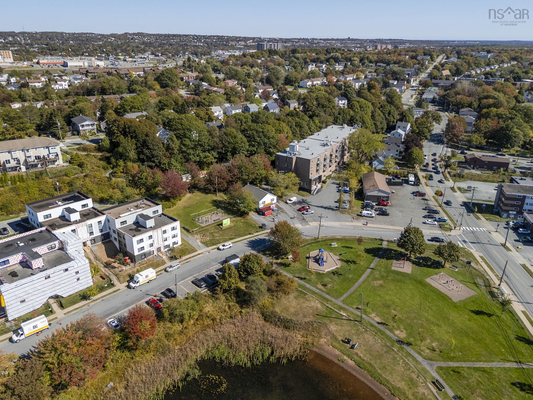 16 6 Lakefront Road, Dartmouth, NS (MLS 202525247)