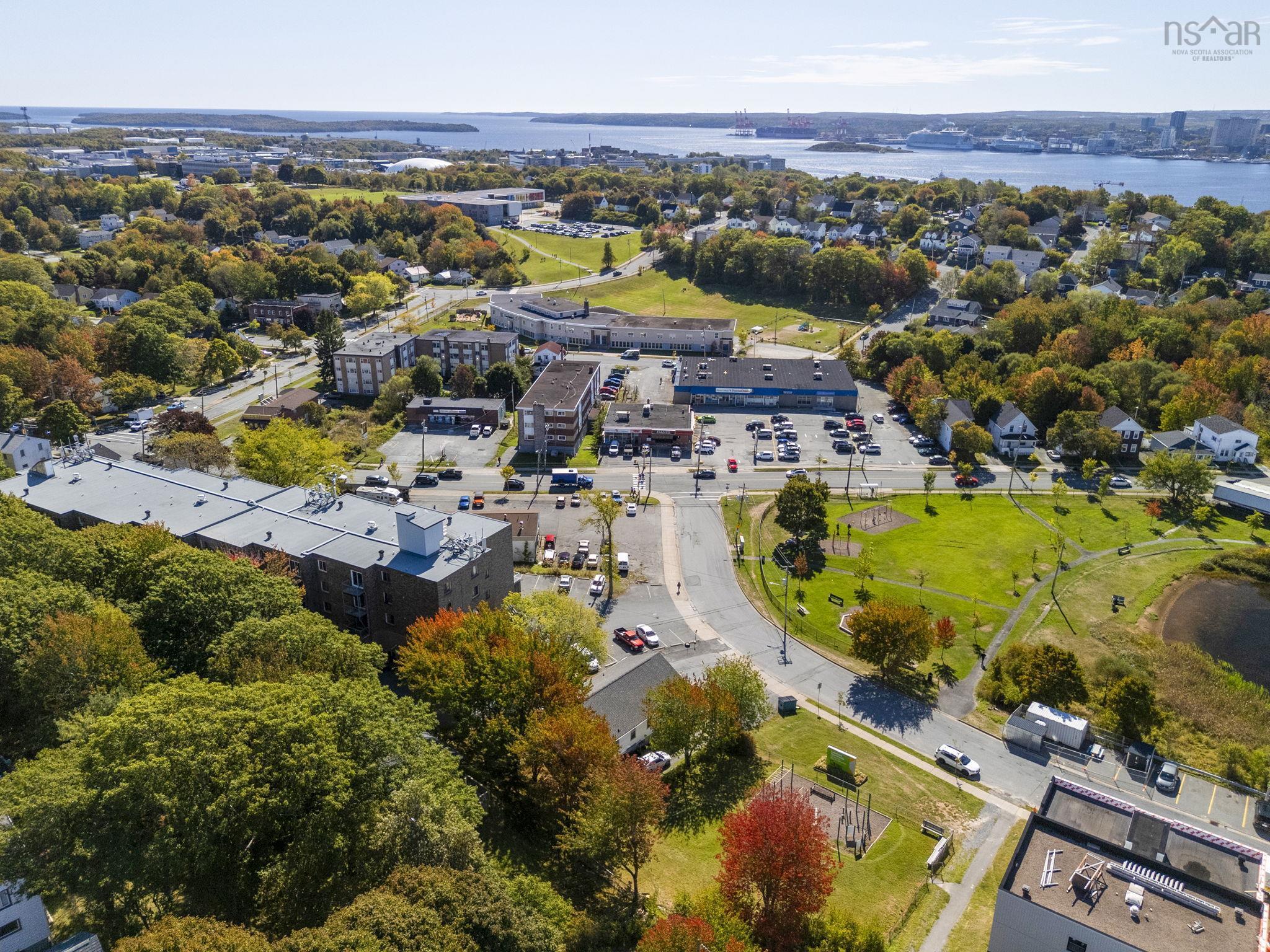 16 6 Lakefront Road, Dartmouth, NS (MLS 202525247)