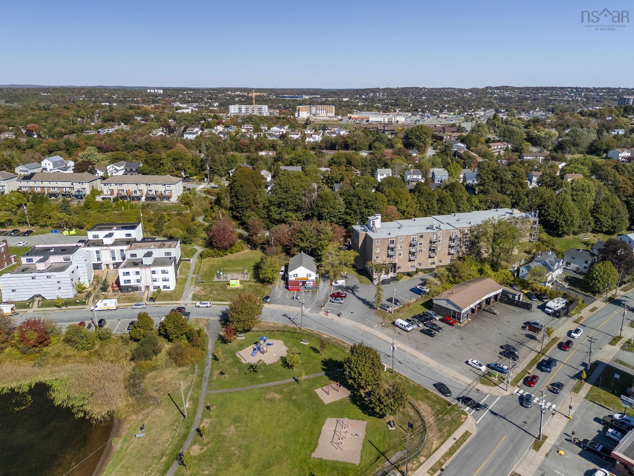 16 6 Lakefront Road, Dartmouth, NS (MLS 202525250)