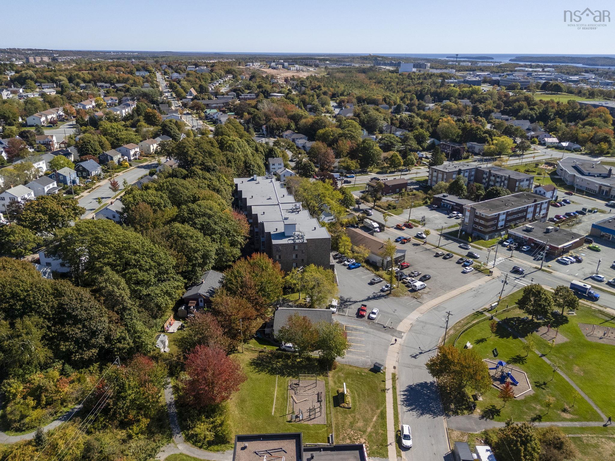 16 6 Lakefront Road, Dartmouth, NS (MLS 202525250)