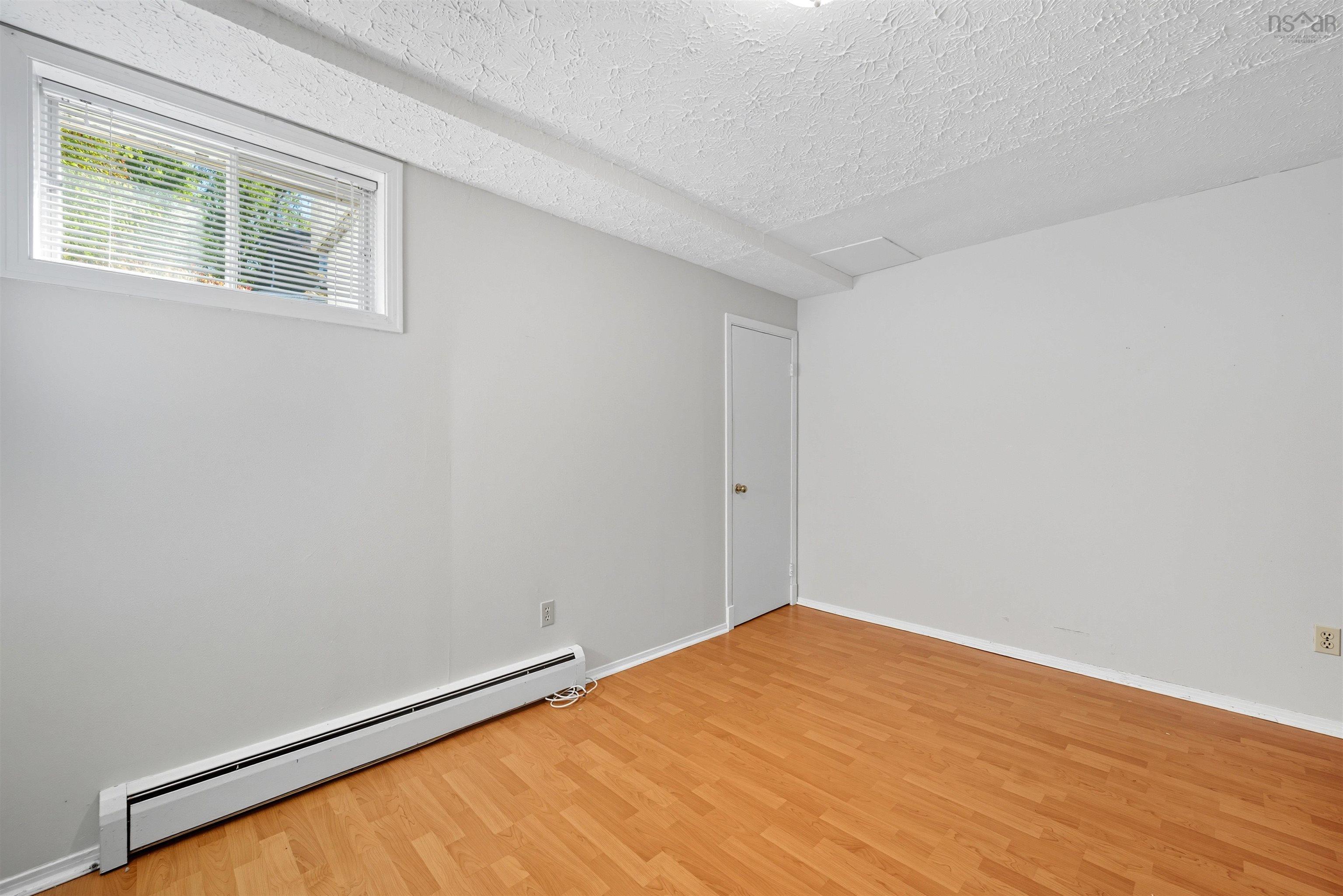 1-2 15 Idlewylde Road, Halifax, NS (MLS 202525286)