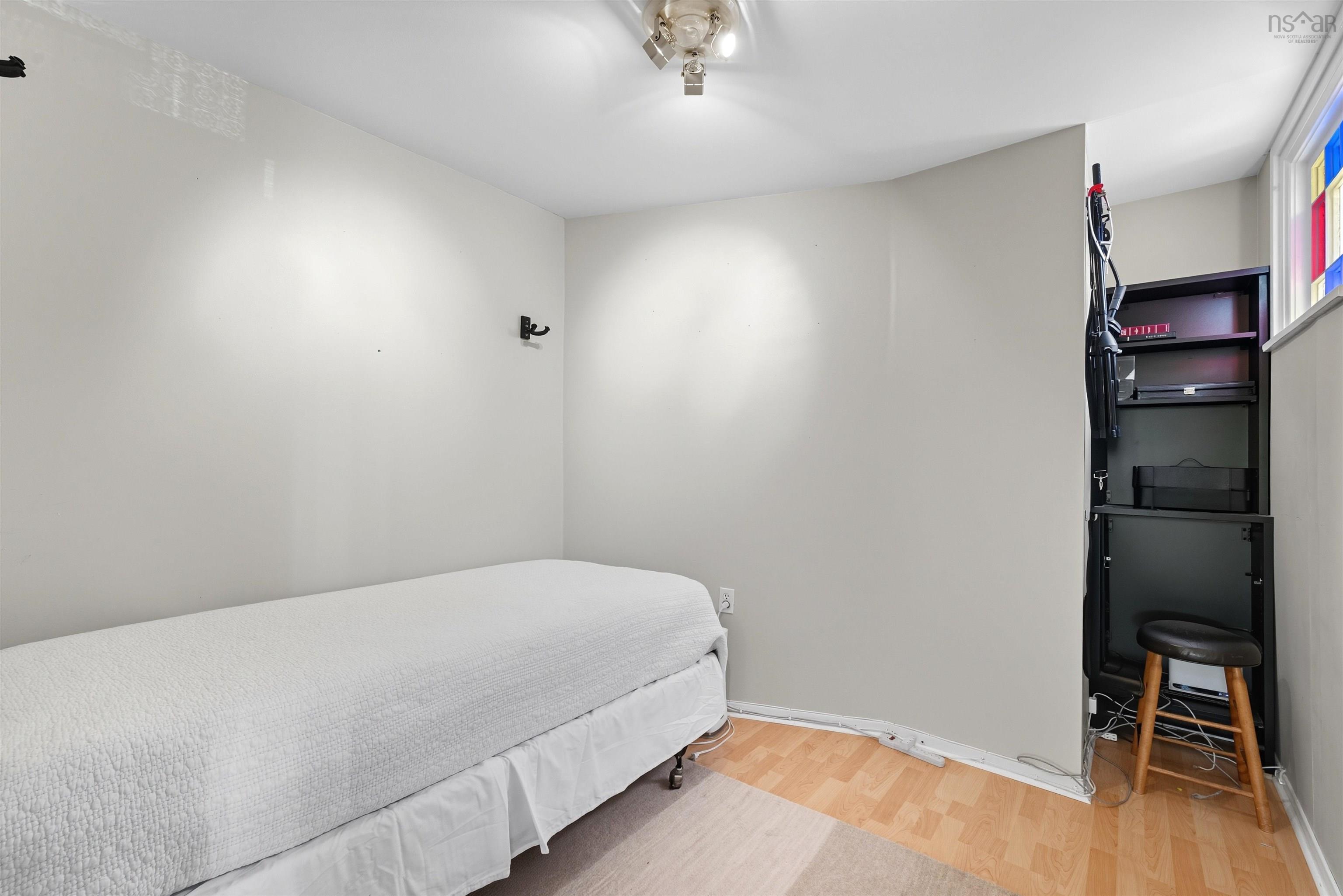 1-2 15 Idlewylde Road, Halifax, NS (MLS 202525286)