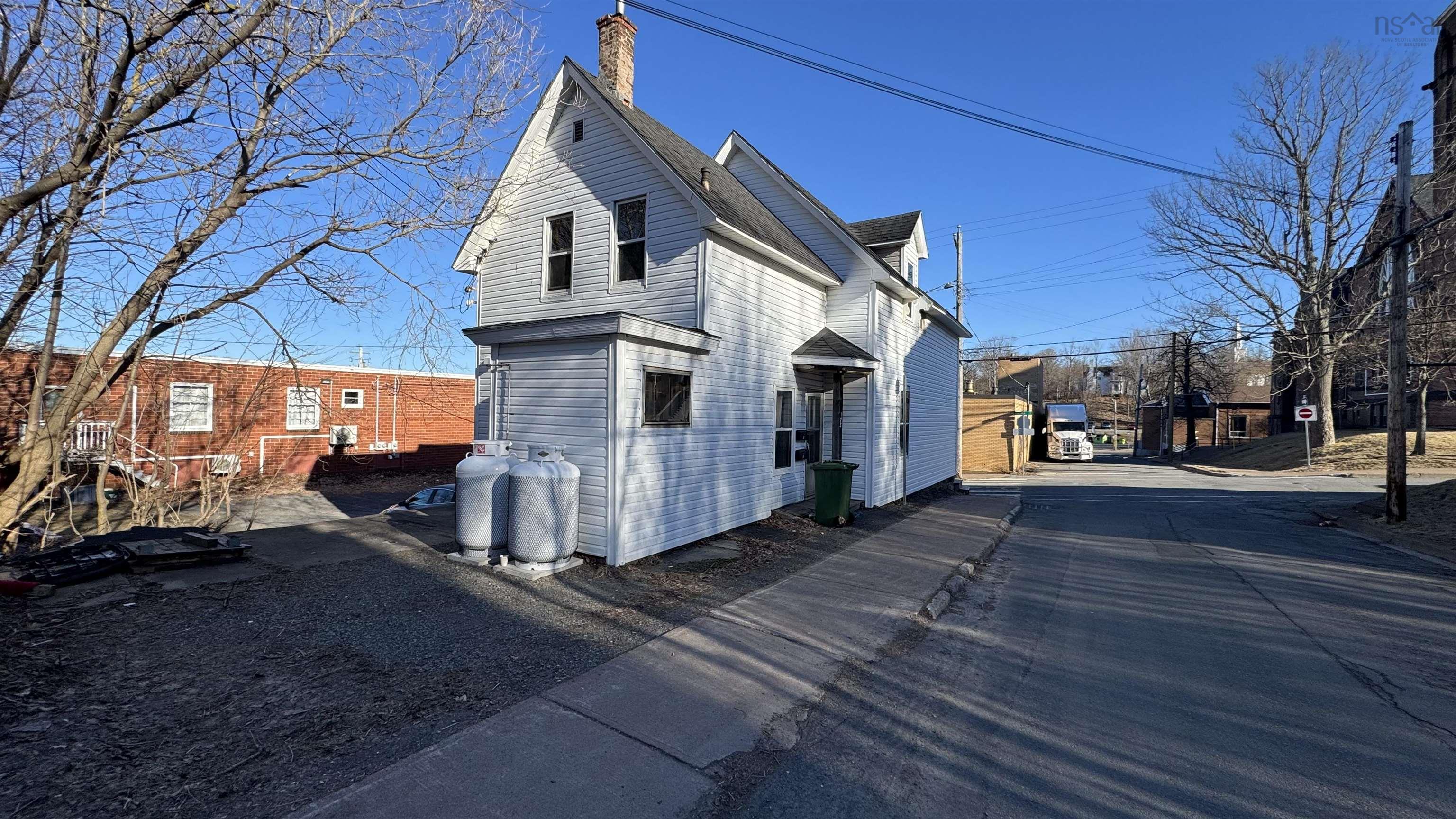 203 Maclean Street, New Glasgow, NS (MLS 202525287)