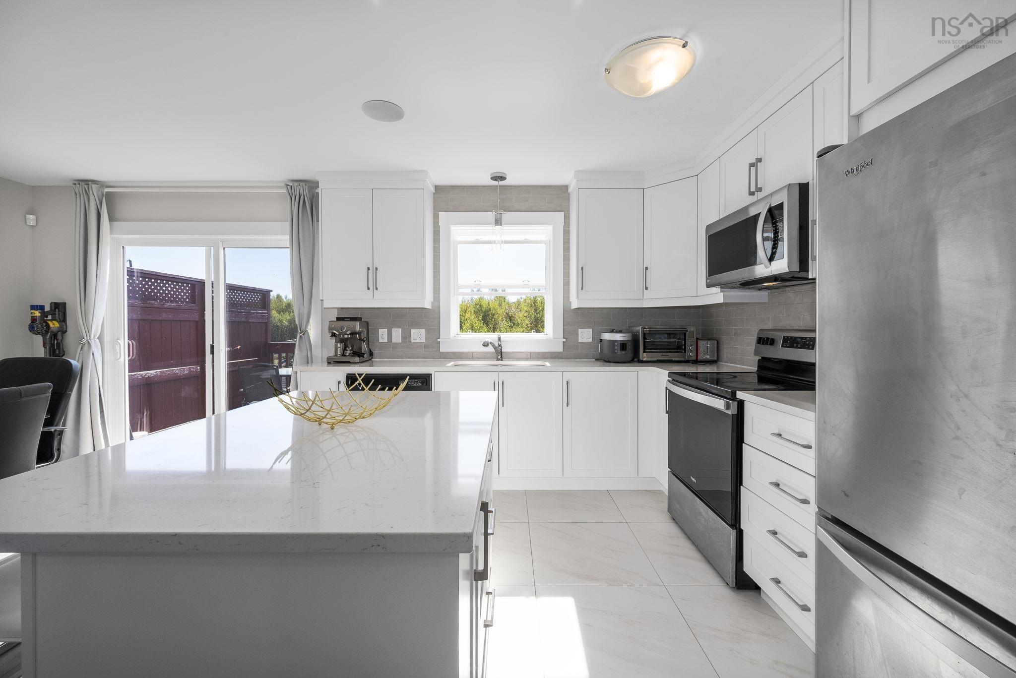 35 Onyx Crescent, Spryfield, NS (MLS 202525292)