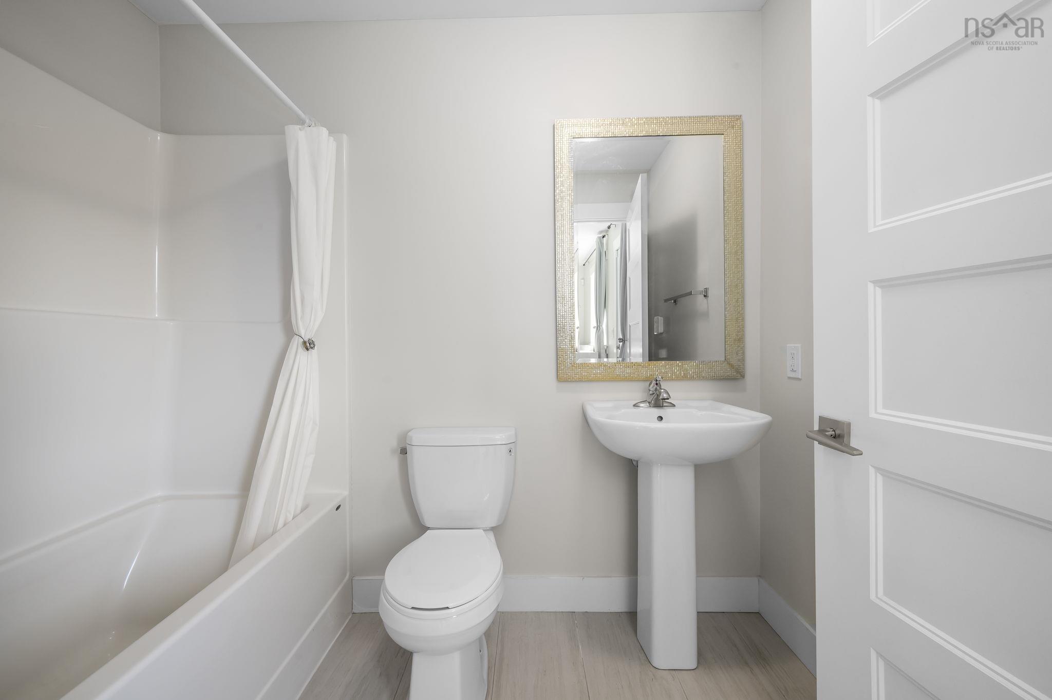 35 Onyx Crescent, Spryfield, NS (MLS 202525292)