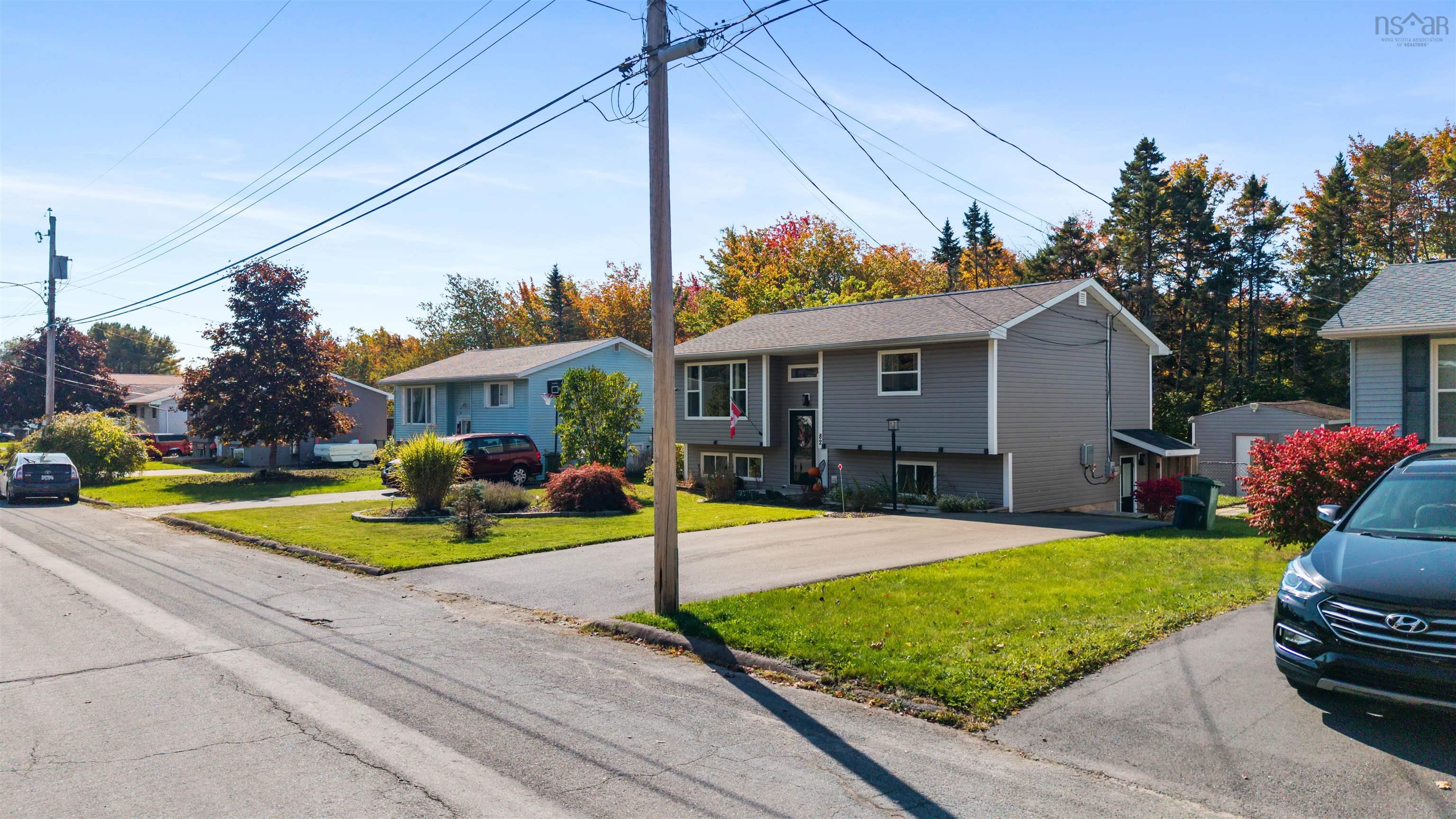 82 Sunnyvale Crescent, Lower Sackville, NS (MLS 202525314)
