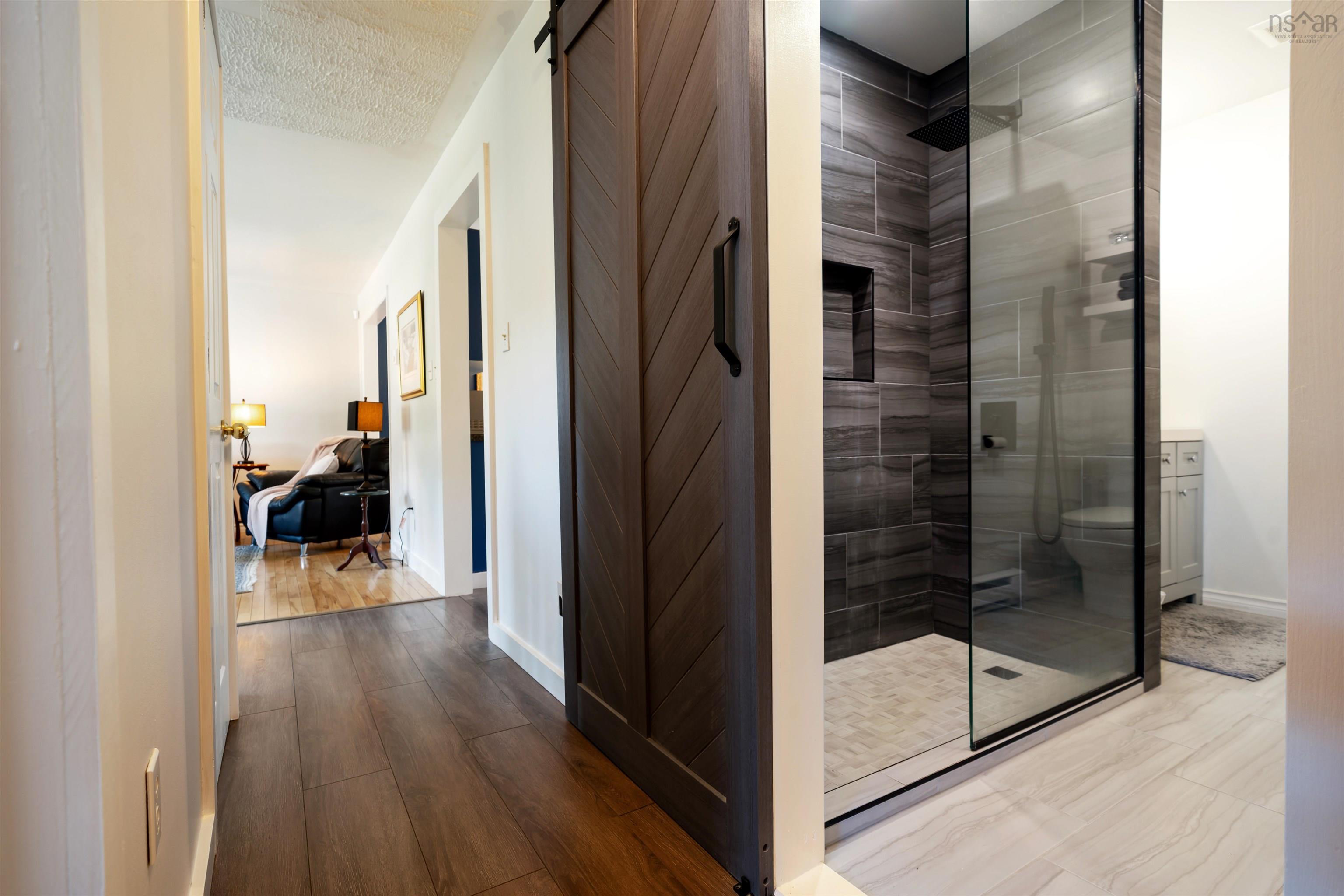 82 Sunnyvale Crescent, Lower Sackville, NS (MLS 202525314)