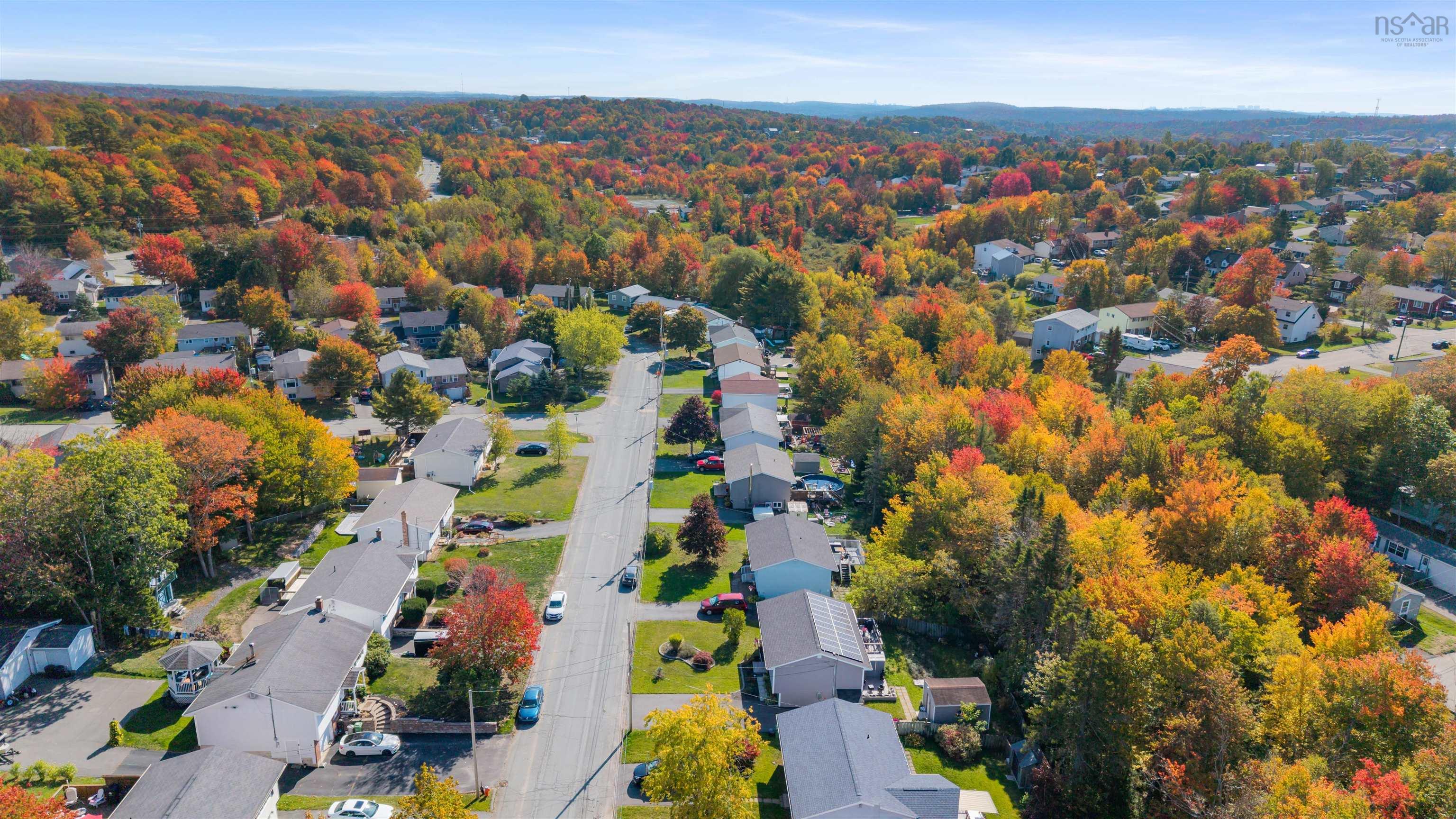 82 Sunnyvale Crescent, Lower Sackville, NS (MLS 202525314)