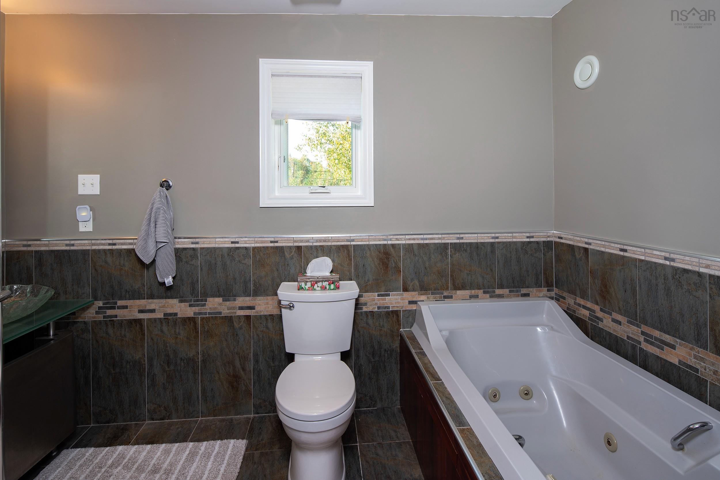 20 Bremner Drive, Hackett's Cove, NS (MLS 202525316)