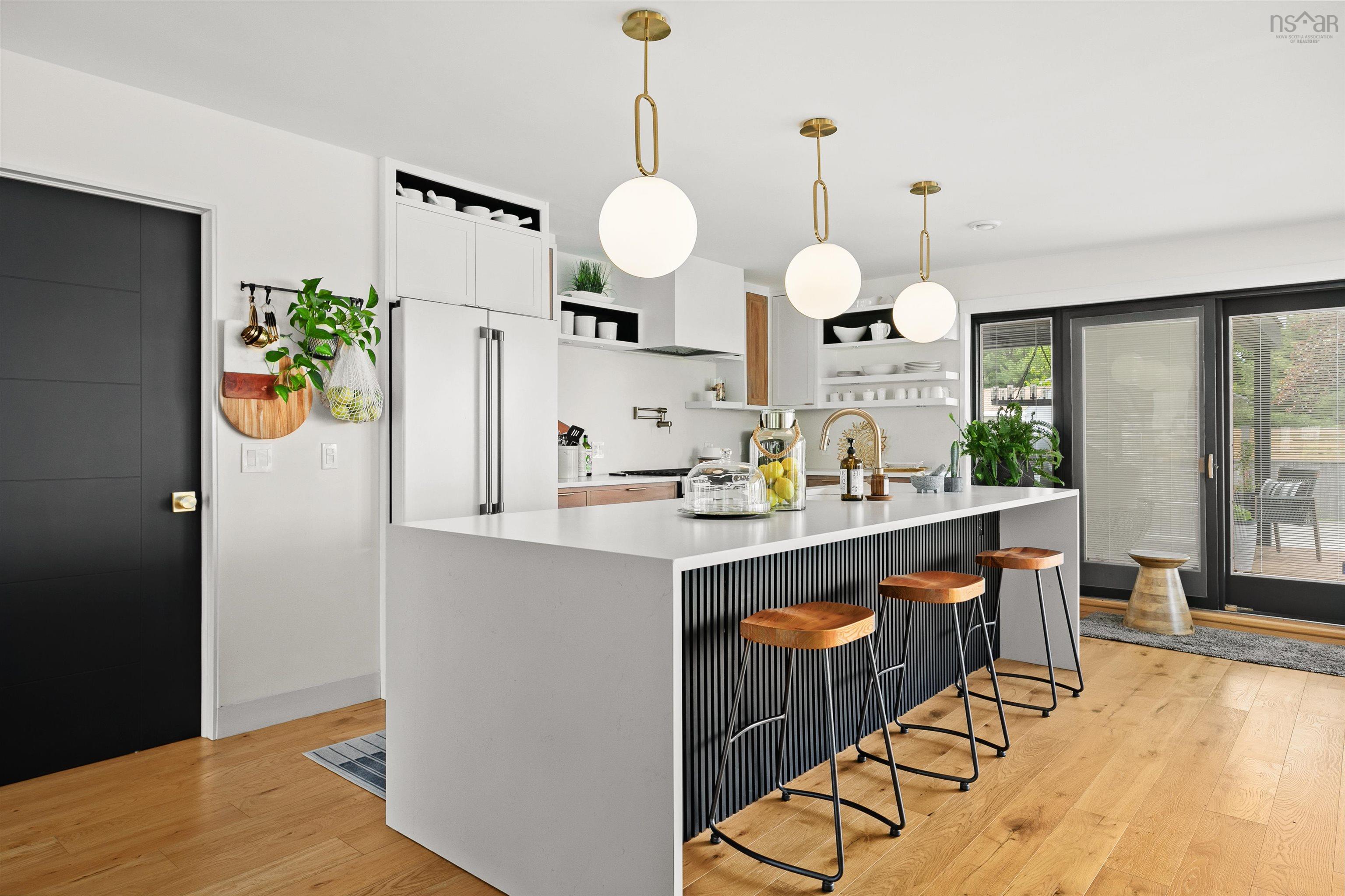 9 Lynwood Drive, Halifax, NS (MLS 202525363)