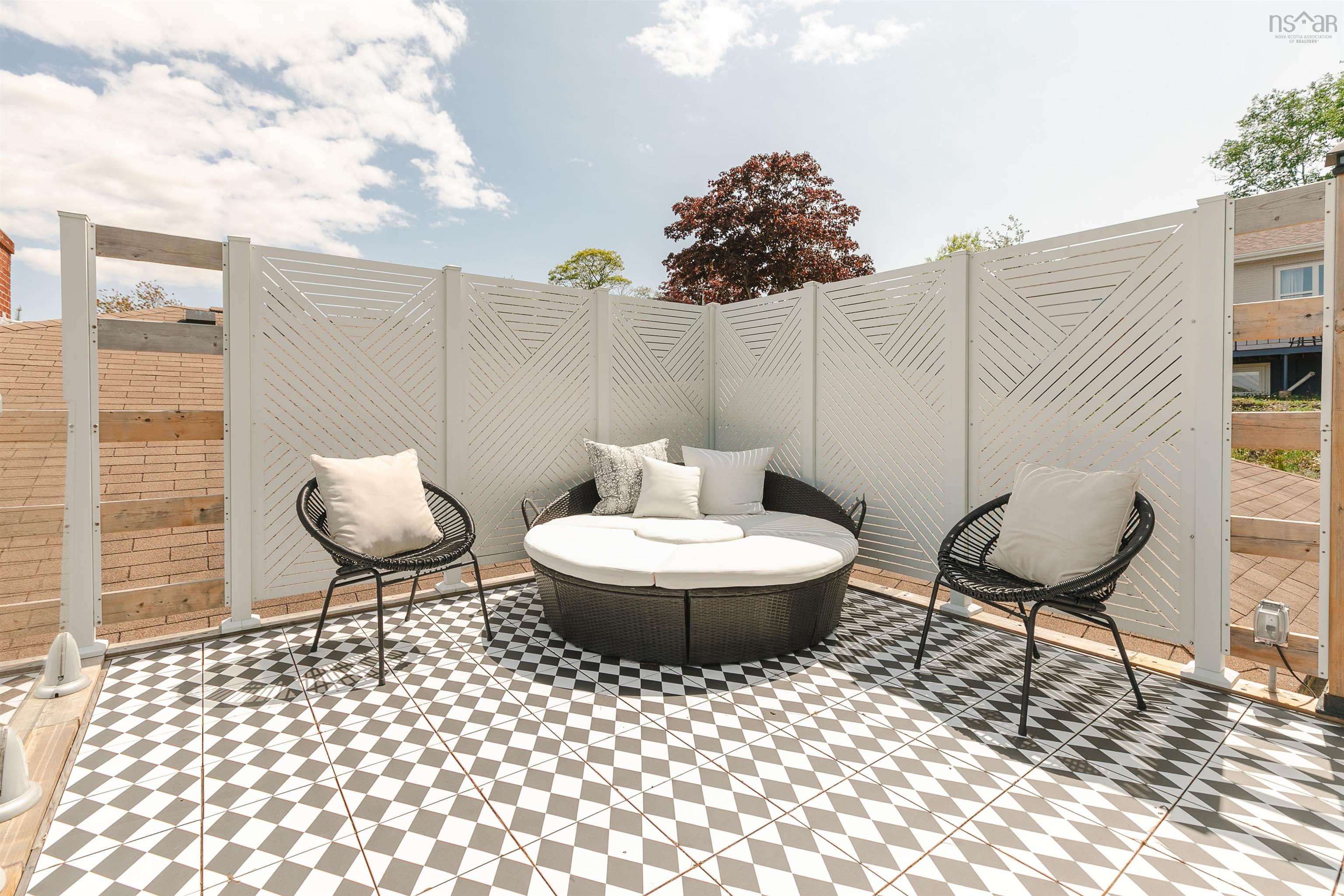 9 Lynwood Drive, Halifax, NS (MLS 202525363)