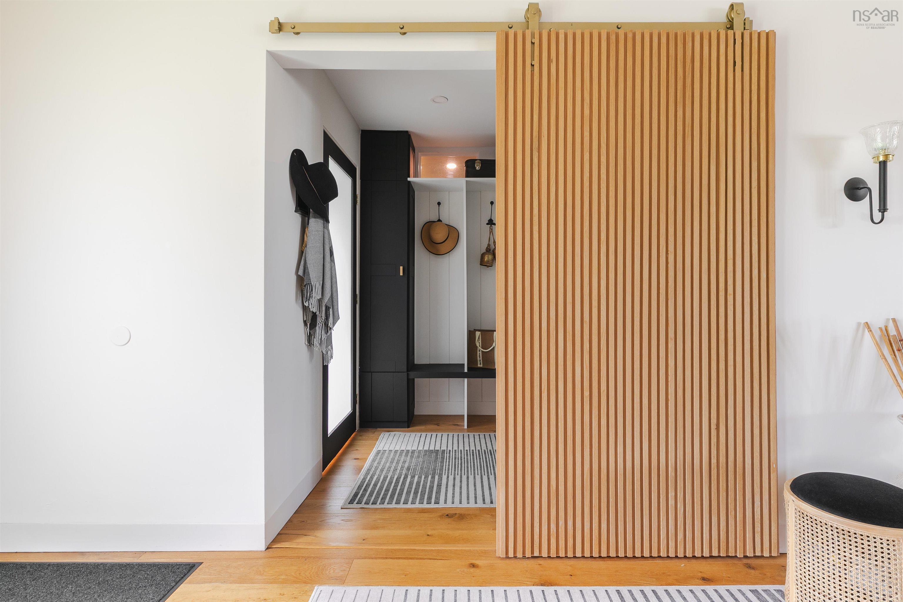 9 Lynwood Drive, Halifax, NS (MLS 202525363)