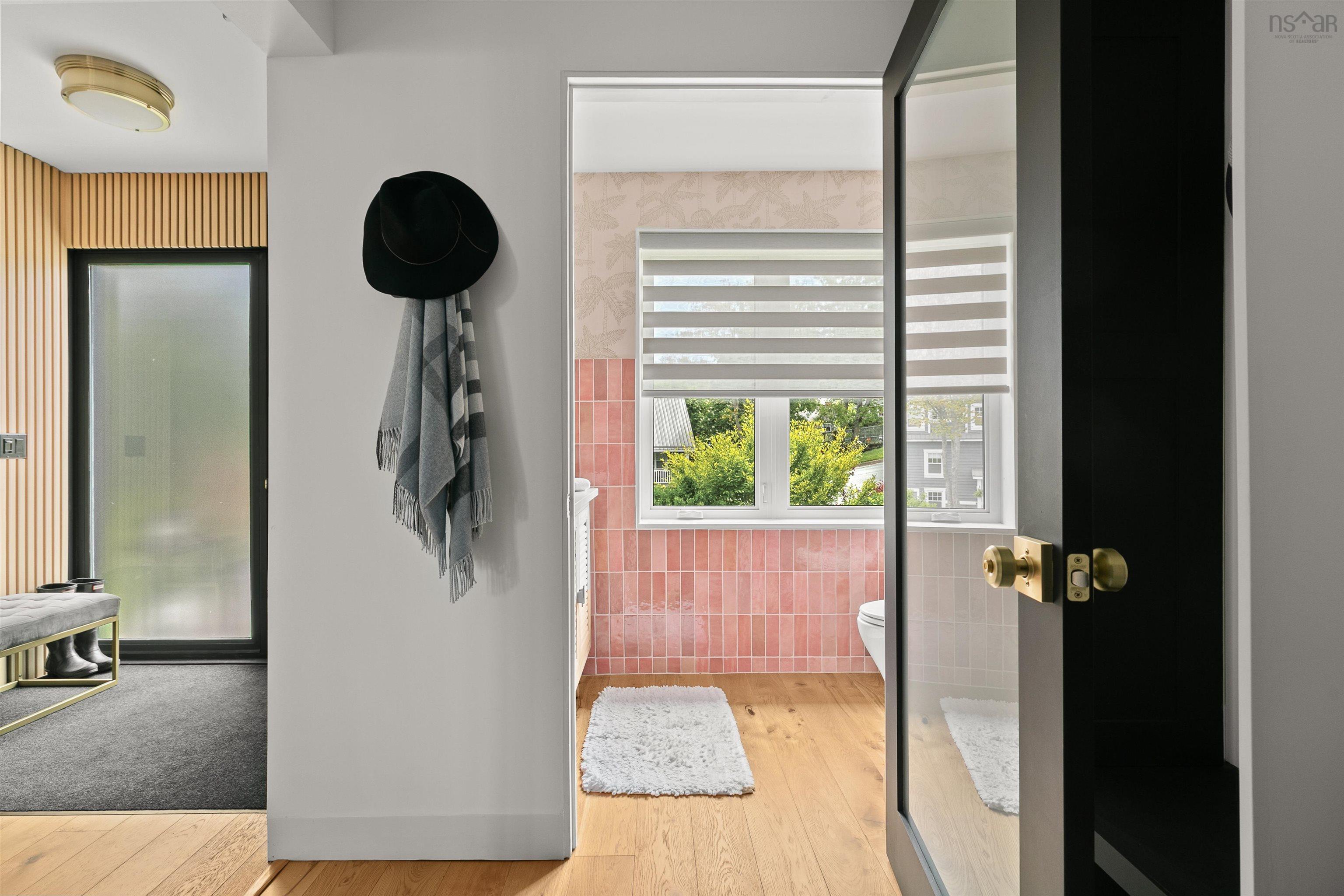 9 Lynwood Drive, Halifax, NS (MLS 202525363)