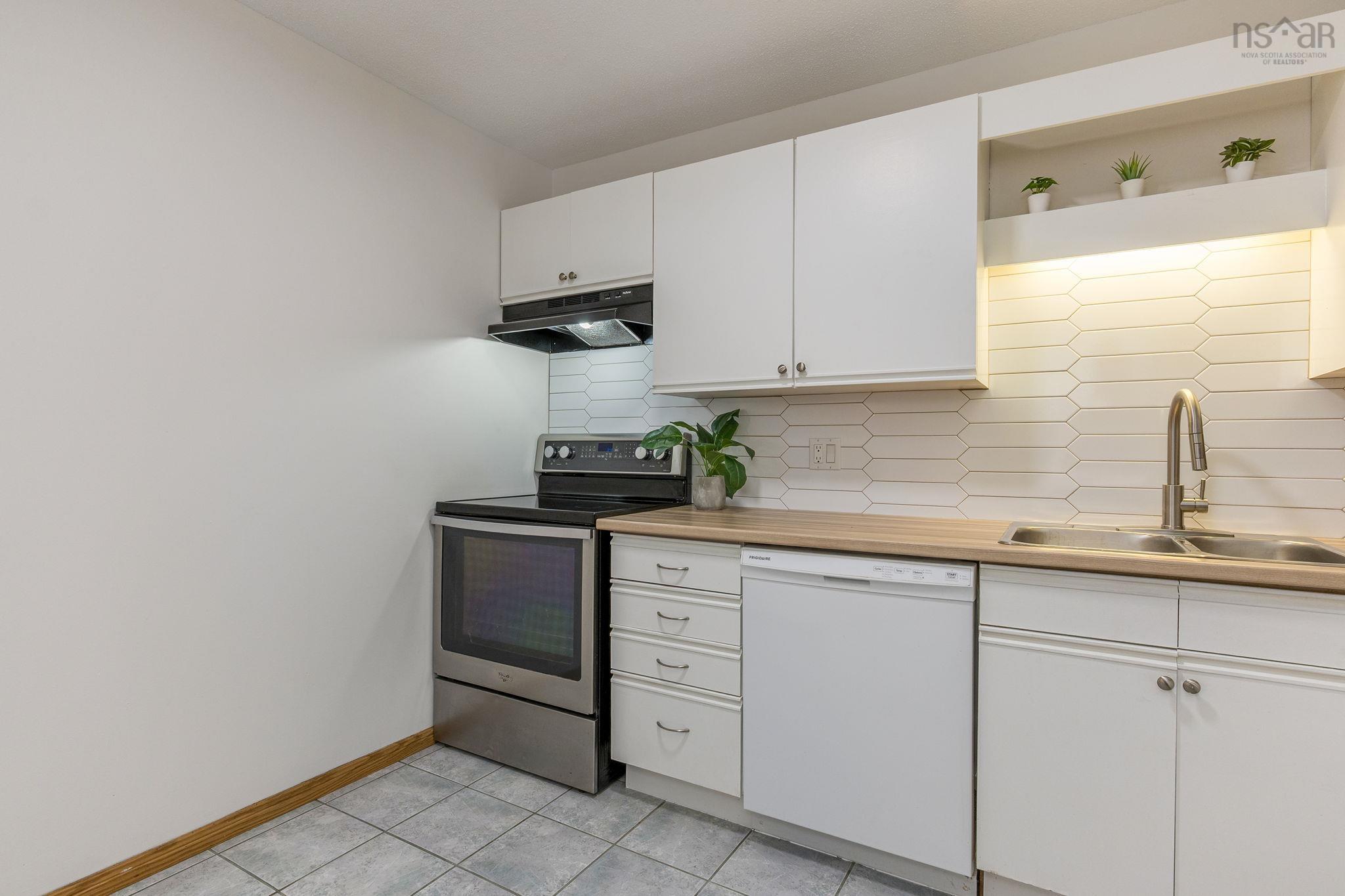 219 3700 John Parr, Halifax, NS (MLS 202525467)