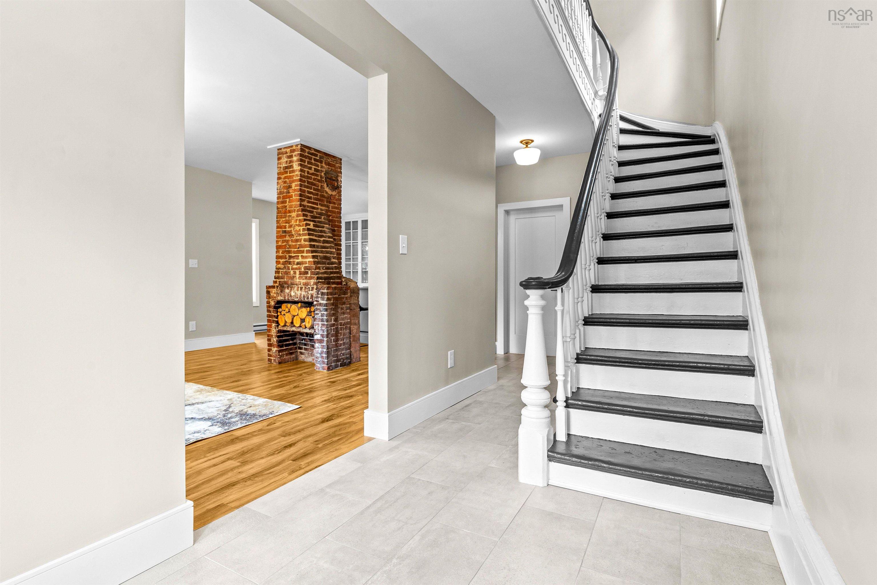 249 Portland Street, Dartmouth, NS (MLS 202525500)