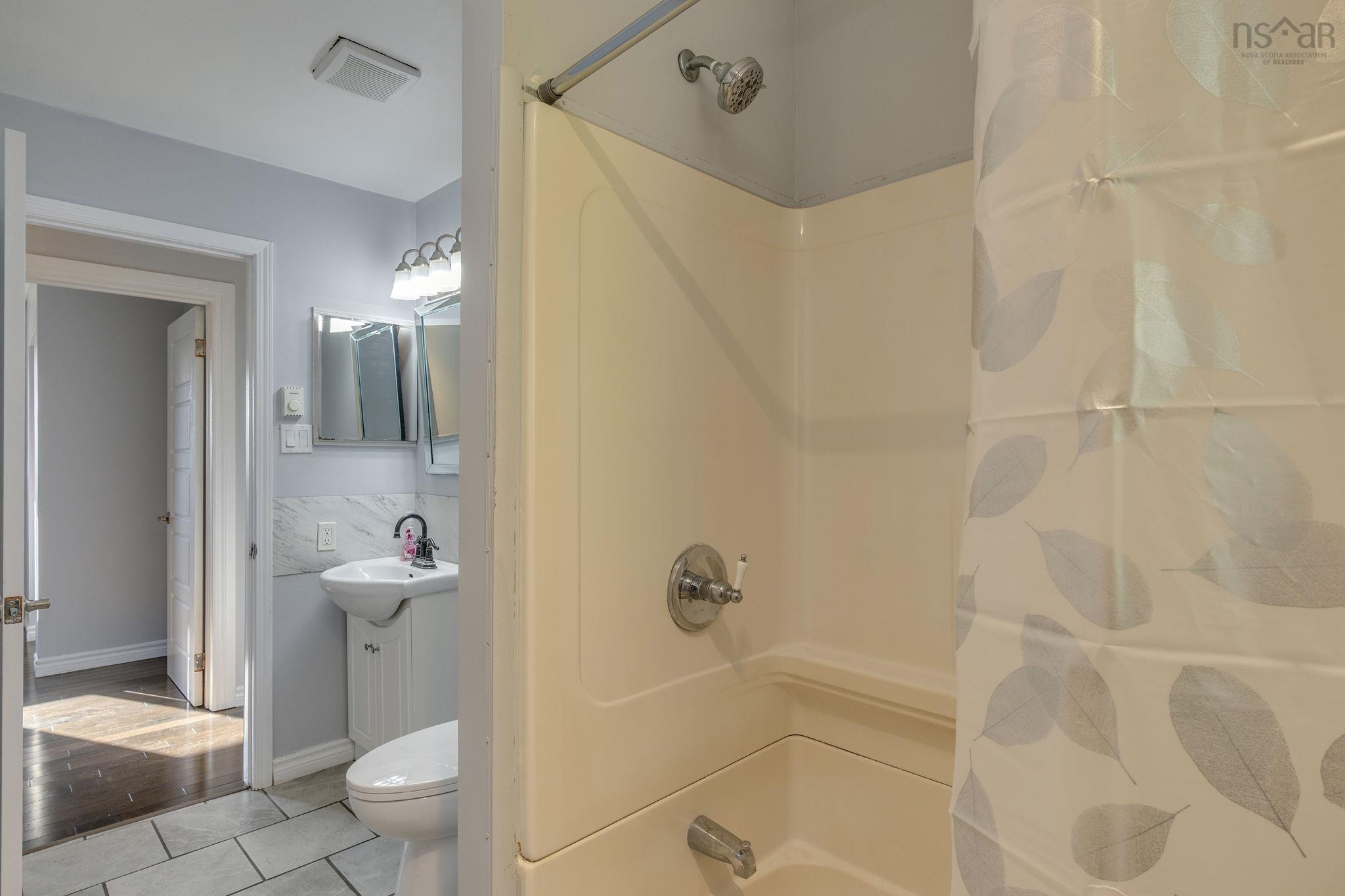 373 Auburn Drive, Dartmouth, NS (MLS 202525529)