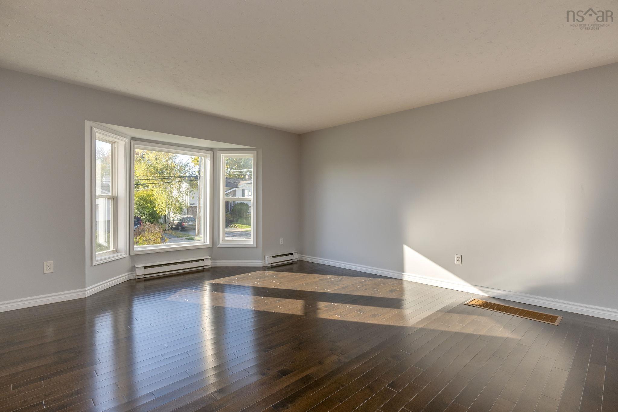 373 Auburn Drive, Dartmouth, NS (MLS 202525529)